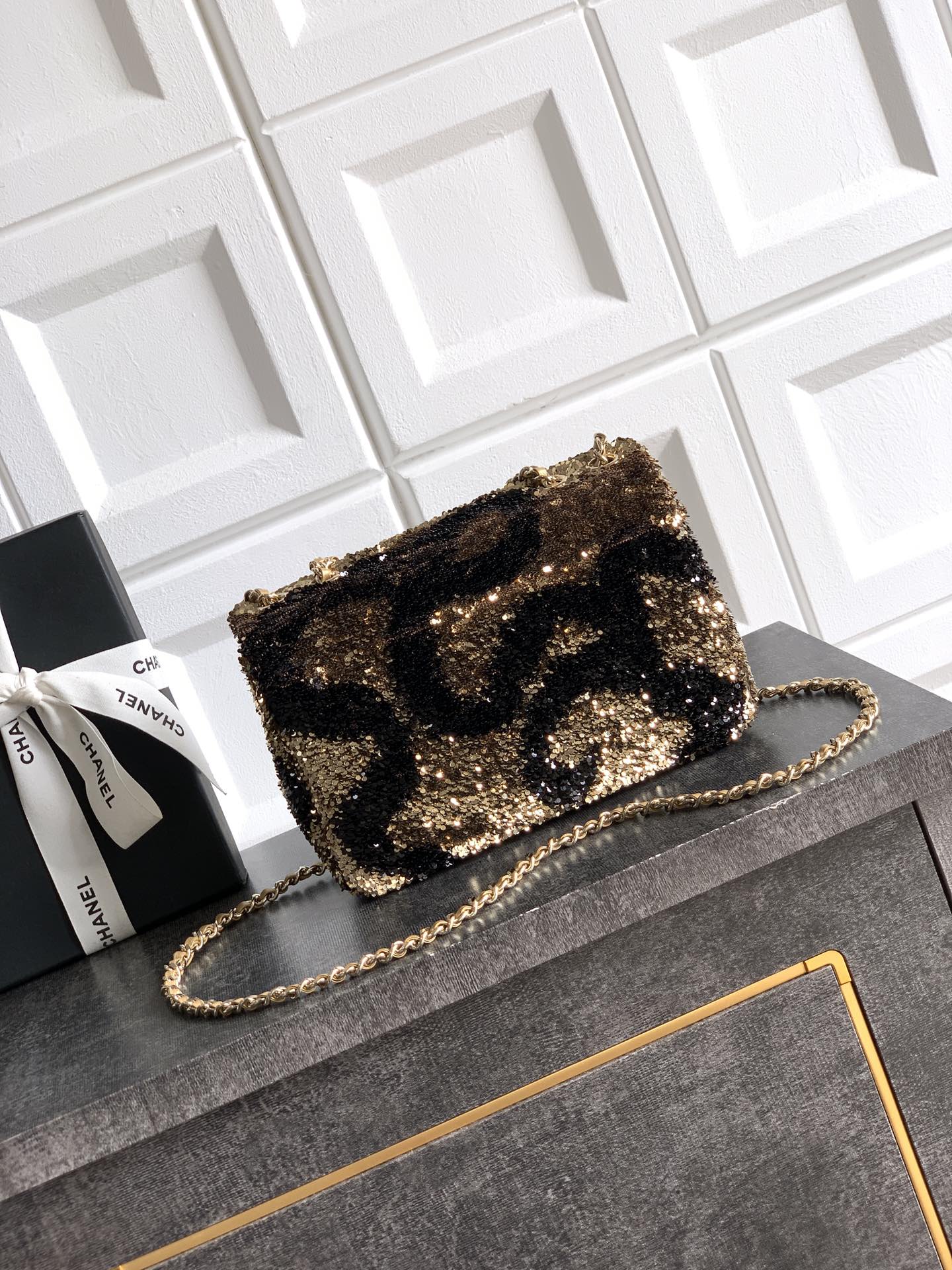 Chanel Clutch Bag Gold 20cm-l-s