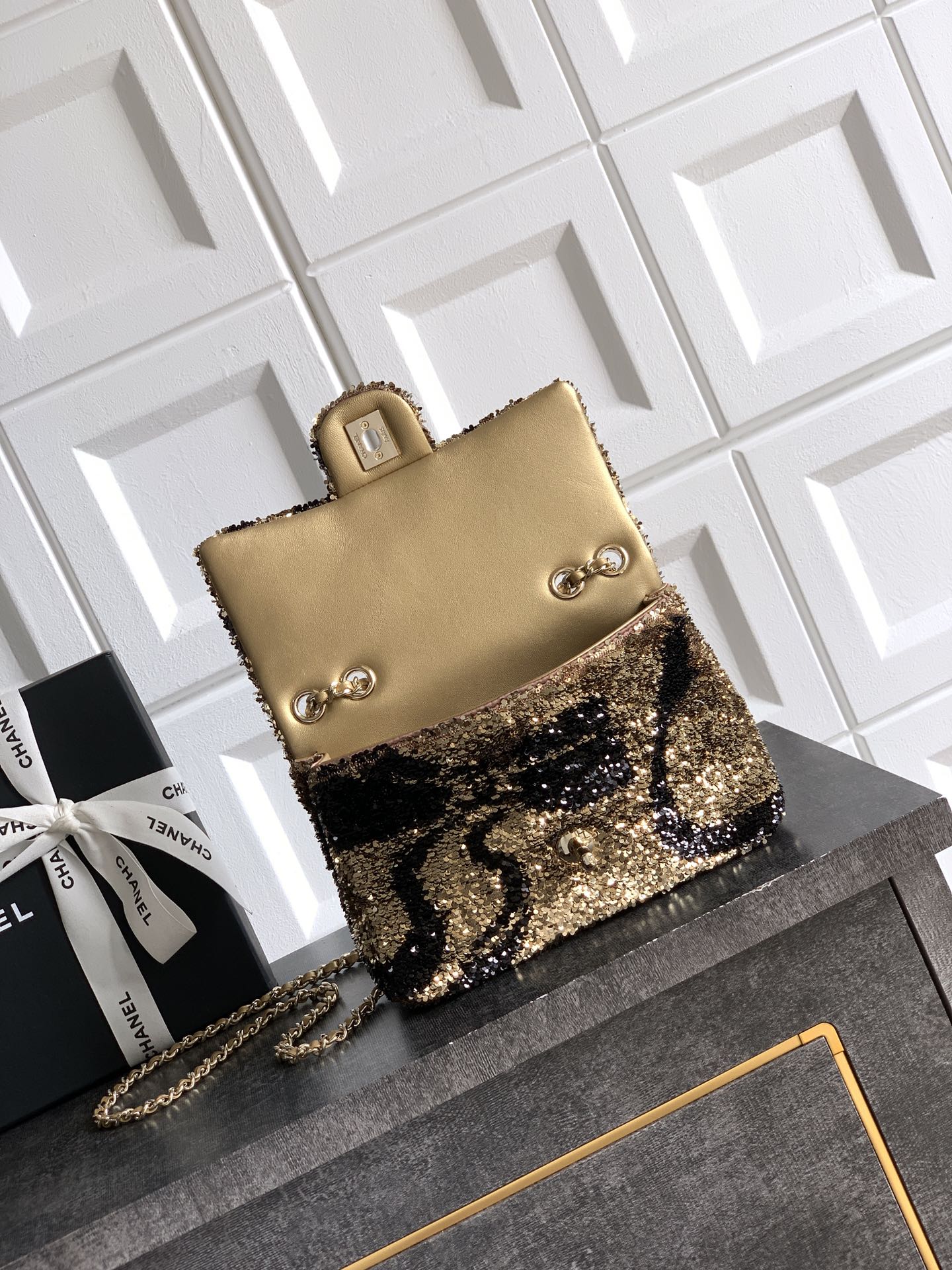 Chanel Clutch Bag Gold 20cm-l-s