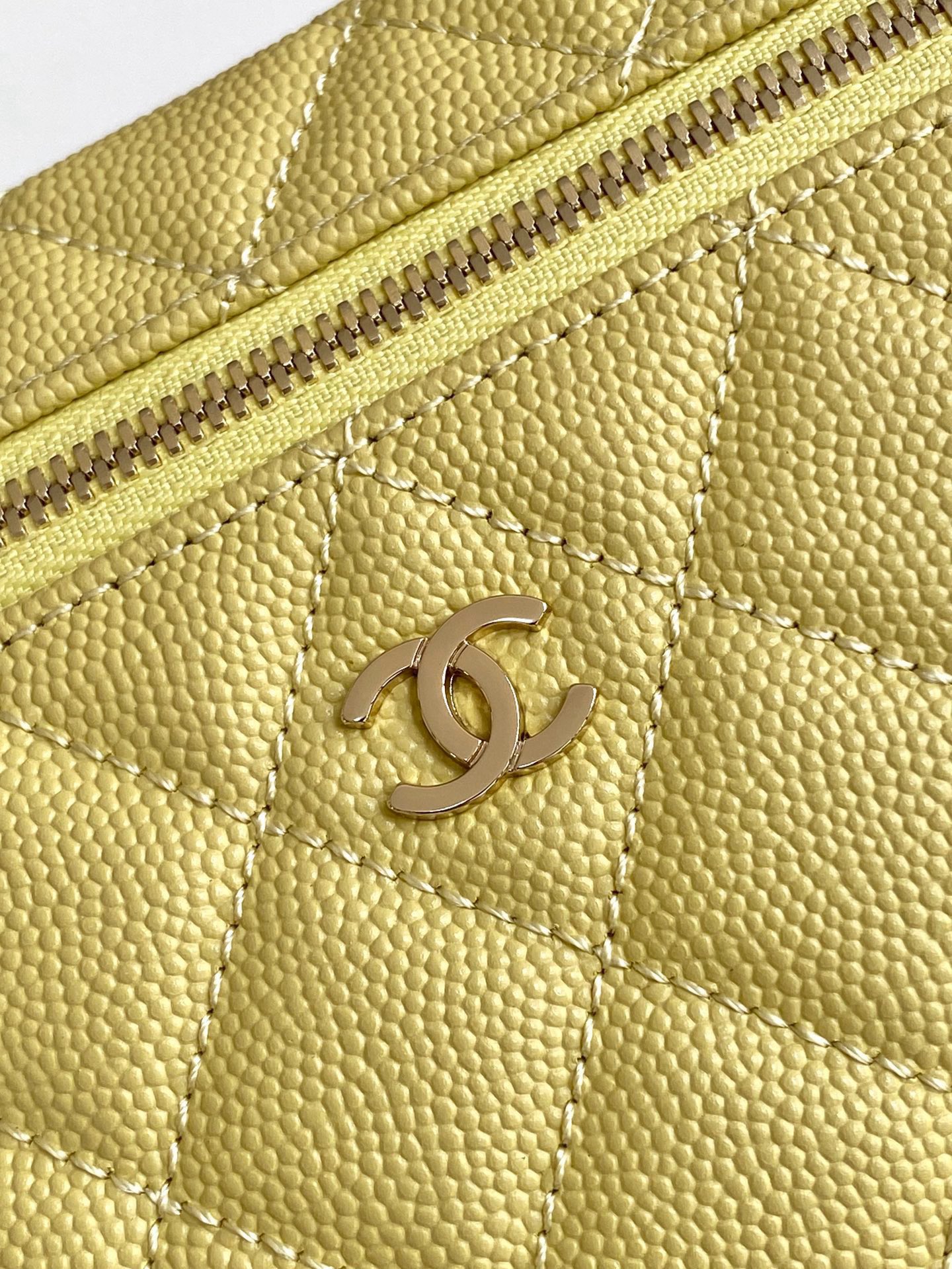 Chanel Basic Bag Cow Leather M-l-s