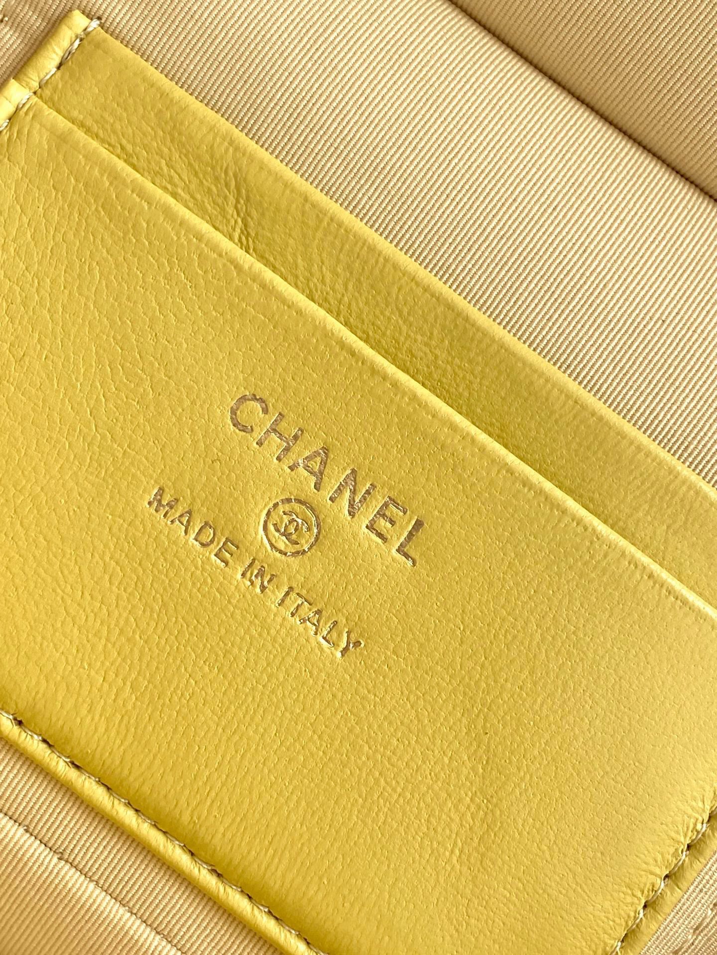 Chanel Basic Bag Cow Leather M-l-s