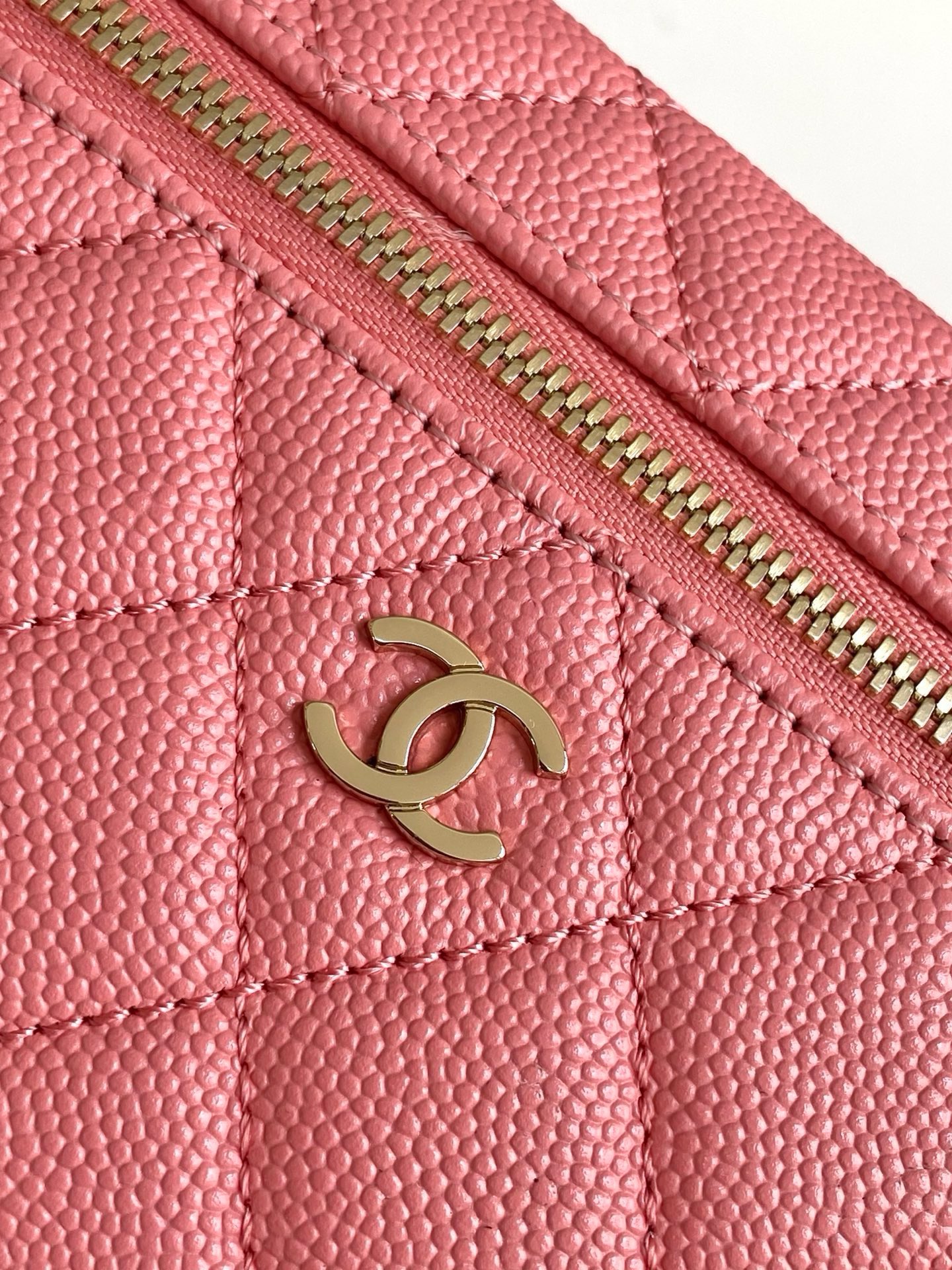 Chanel Basic Bag Cow Leather M-l-s