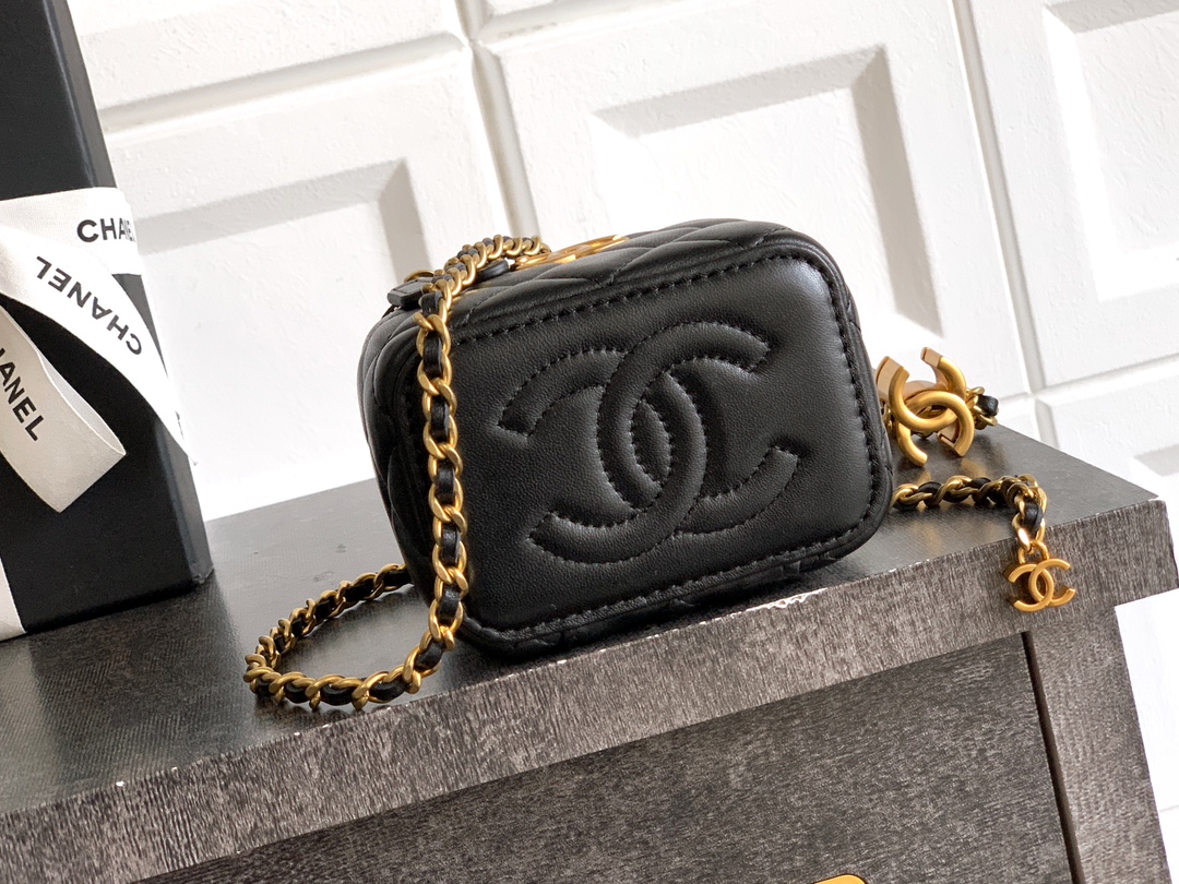 Chanel Basic Bag Cow Leather M-l