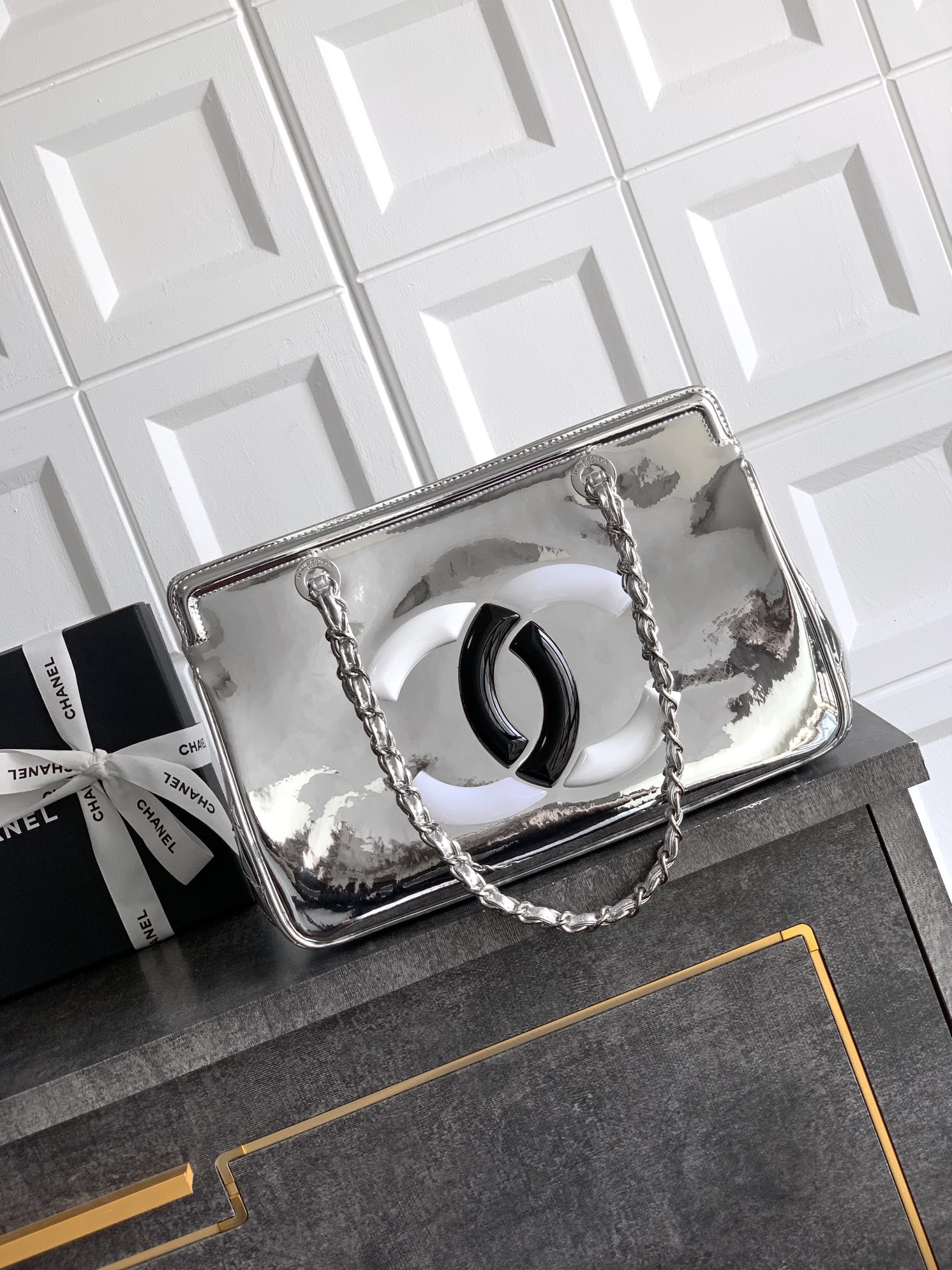 Chanel Tote Bag Silver Large Capacity M-l