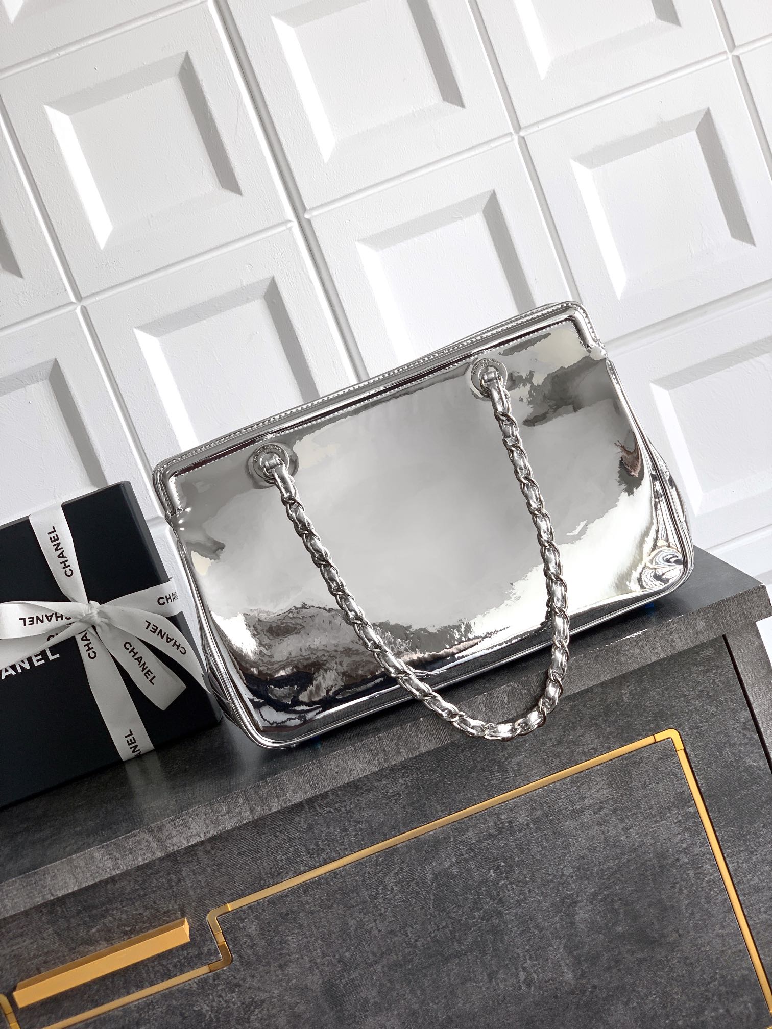 Chanel Tote Bag Silver Large Capacity M-l