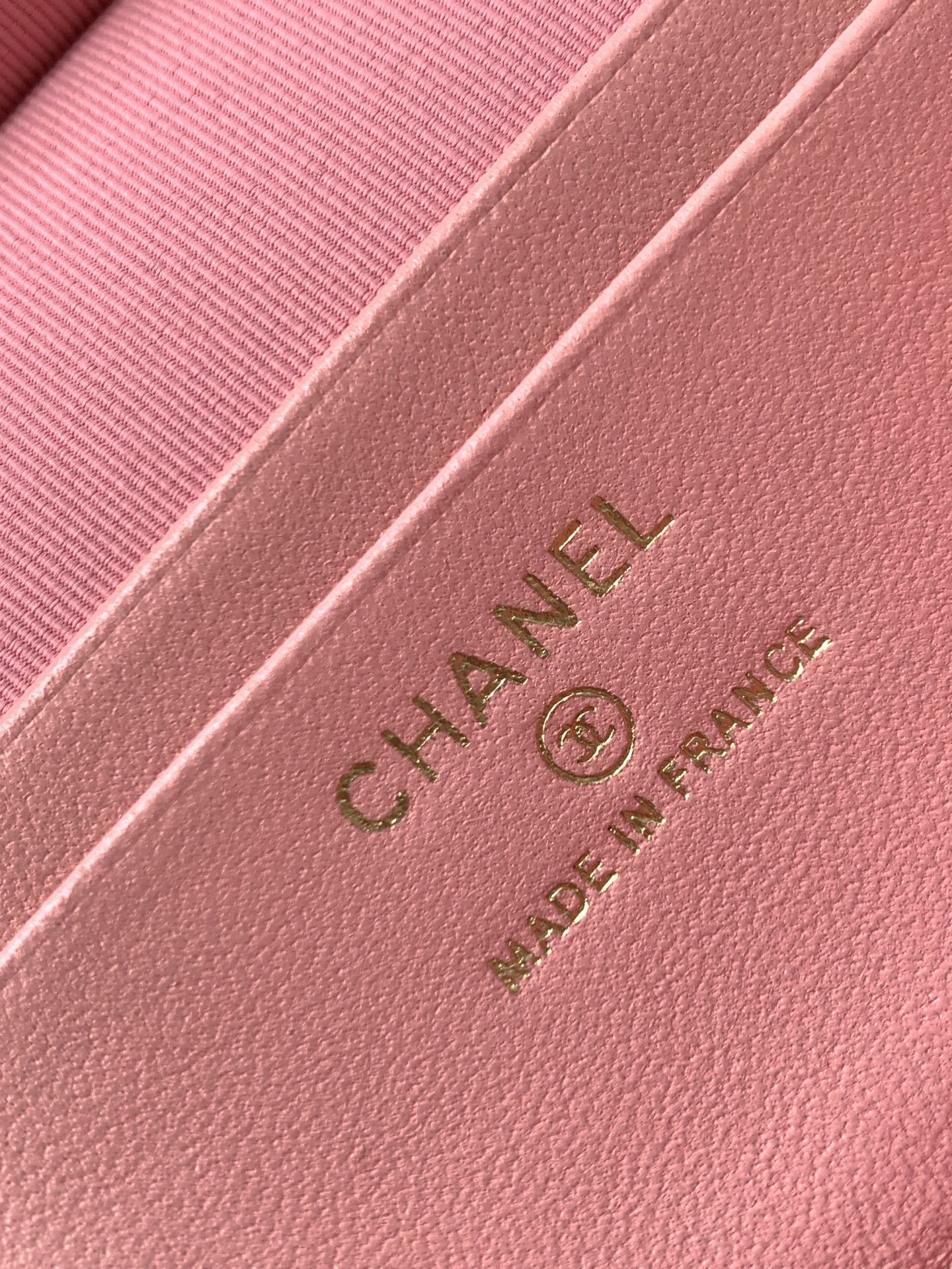 Chanel Basic Bag Cow Leather M-l-s