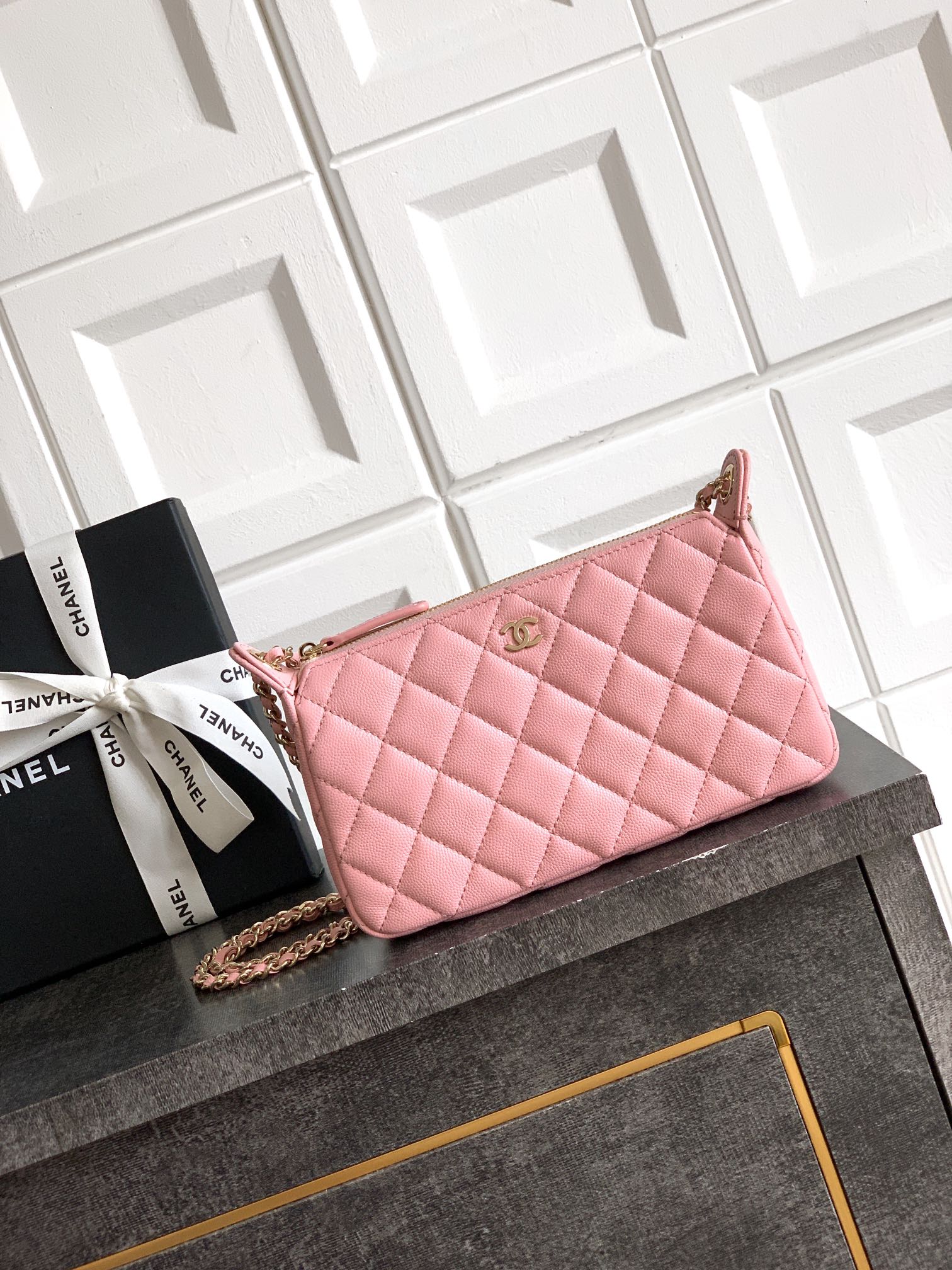 Chanel Basic Bag Cow Leather Pink M-l