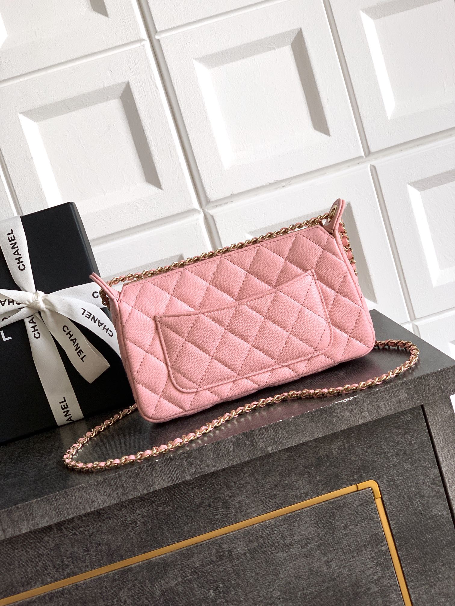 Chanel Basic Bag Cow Leather Pink M-l