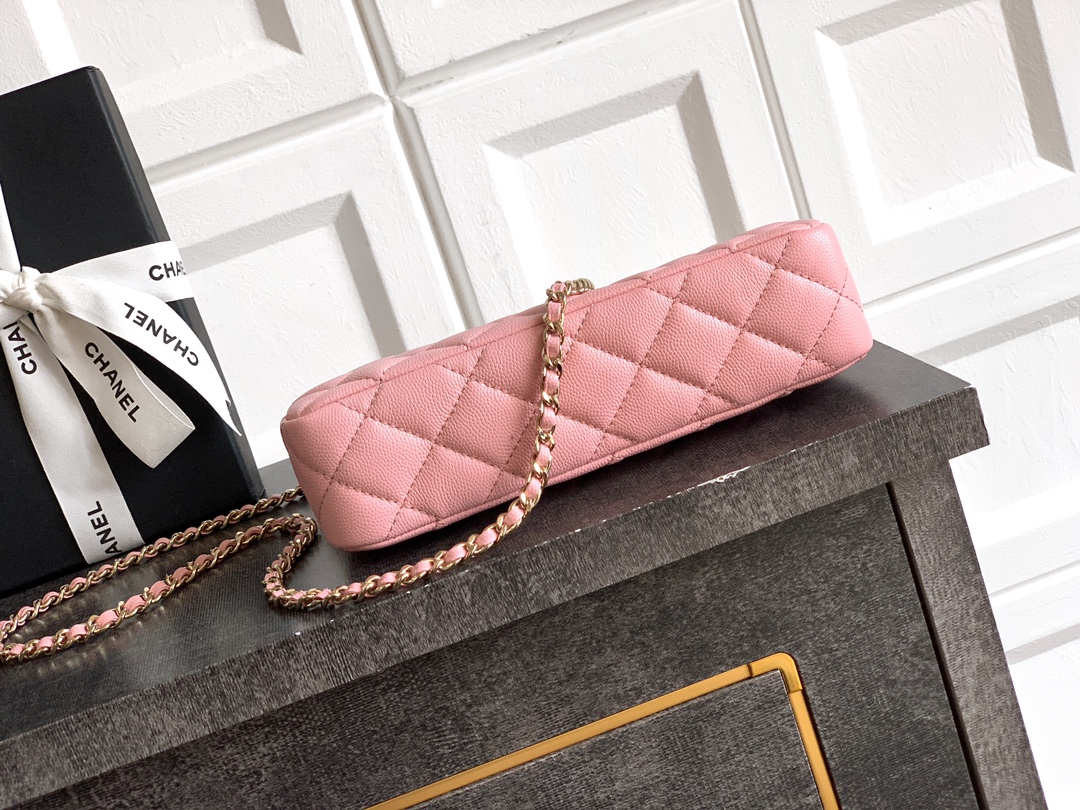 Chanel Basic Bag Cow Leather Pink M-l