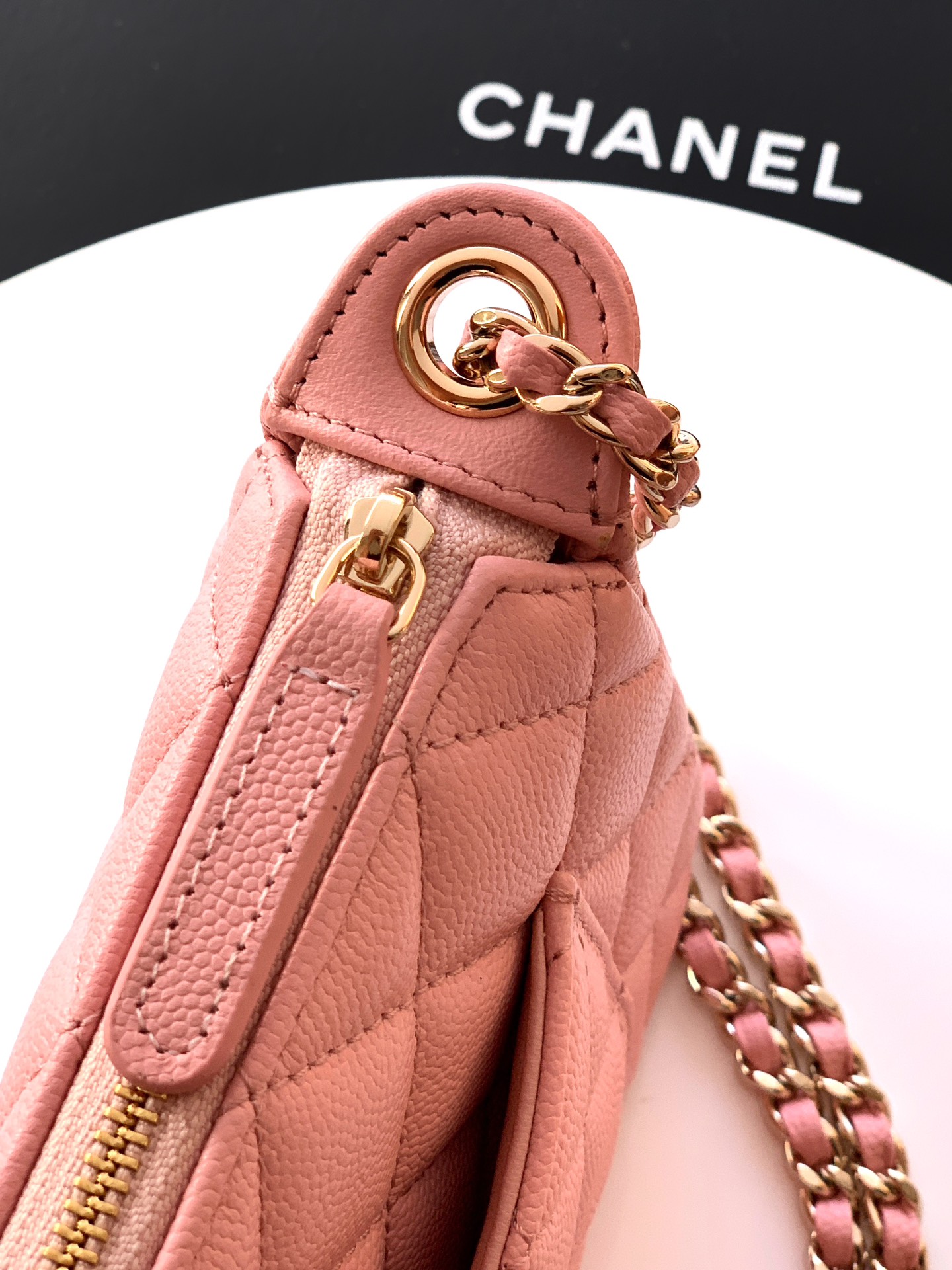 Chanel Basic Bag Cow Leather Pink M-l