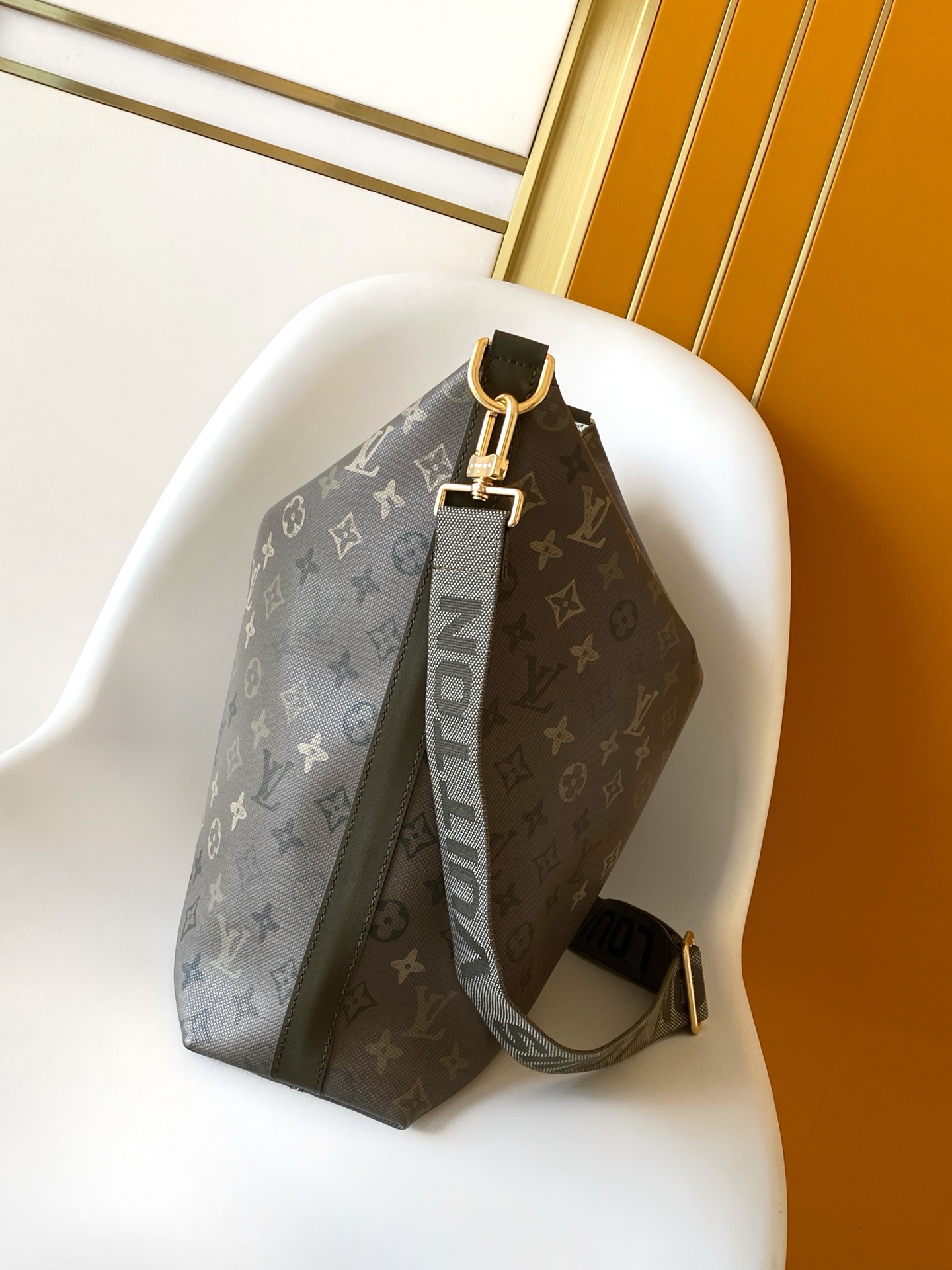 Louis Vuitton Basic Bag Canvas Green 12cm-m-l-s