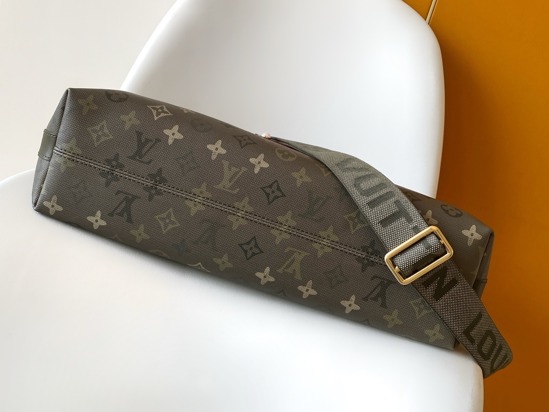 Louis Vuitton Basic Bag Canvas Green 12cm-m-l-s