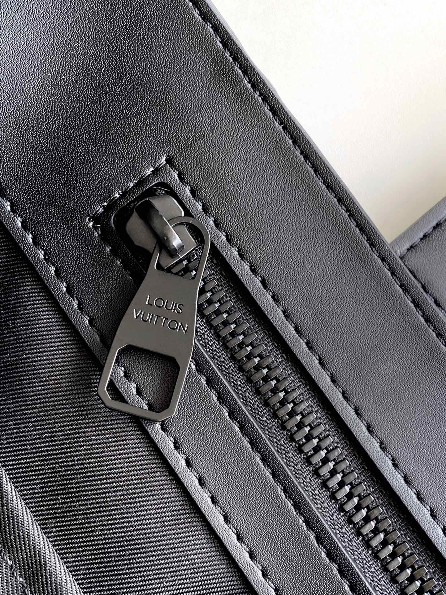 Louis Vuitton Briefcase Cow Leather M-l-s