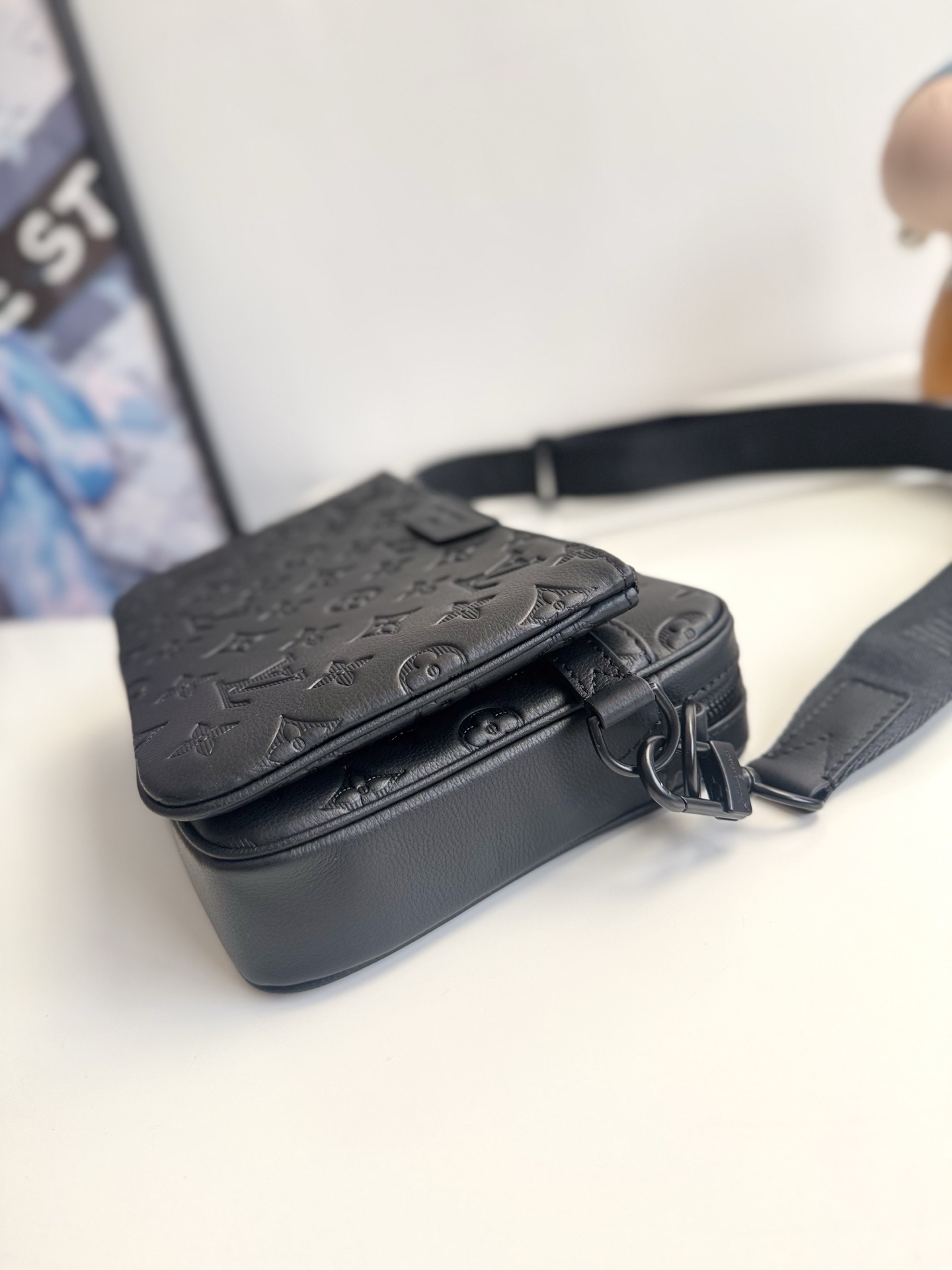 Louis Vuitton Messenger Bag Cow Leather M-s