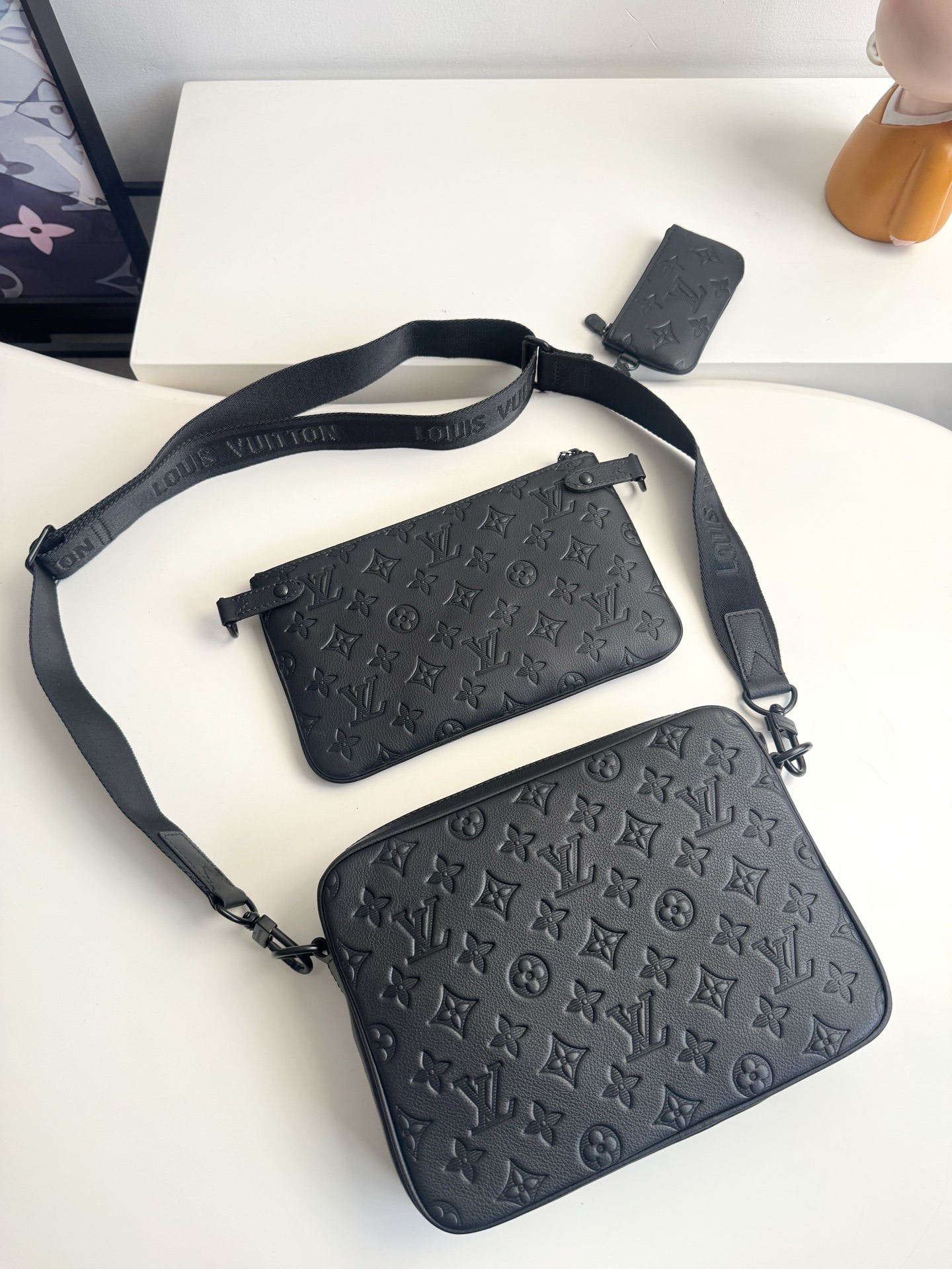 Louis Vuitton Messenger Bag Cow Leather M-s