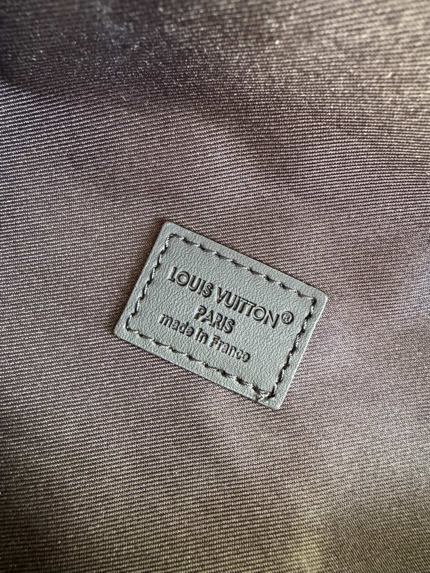 Louis Vuitton Basic Bag Canvas M-s