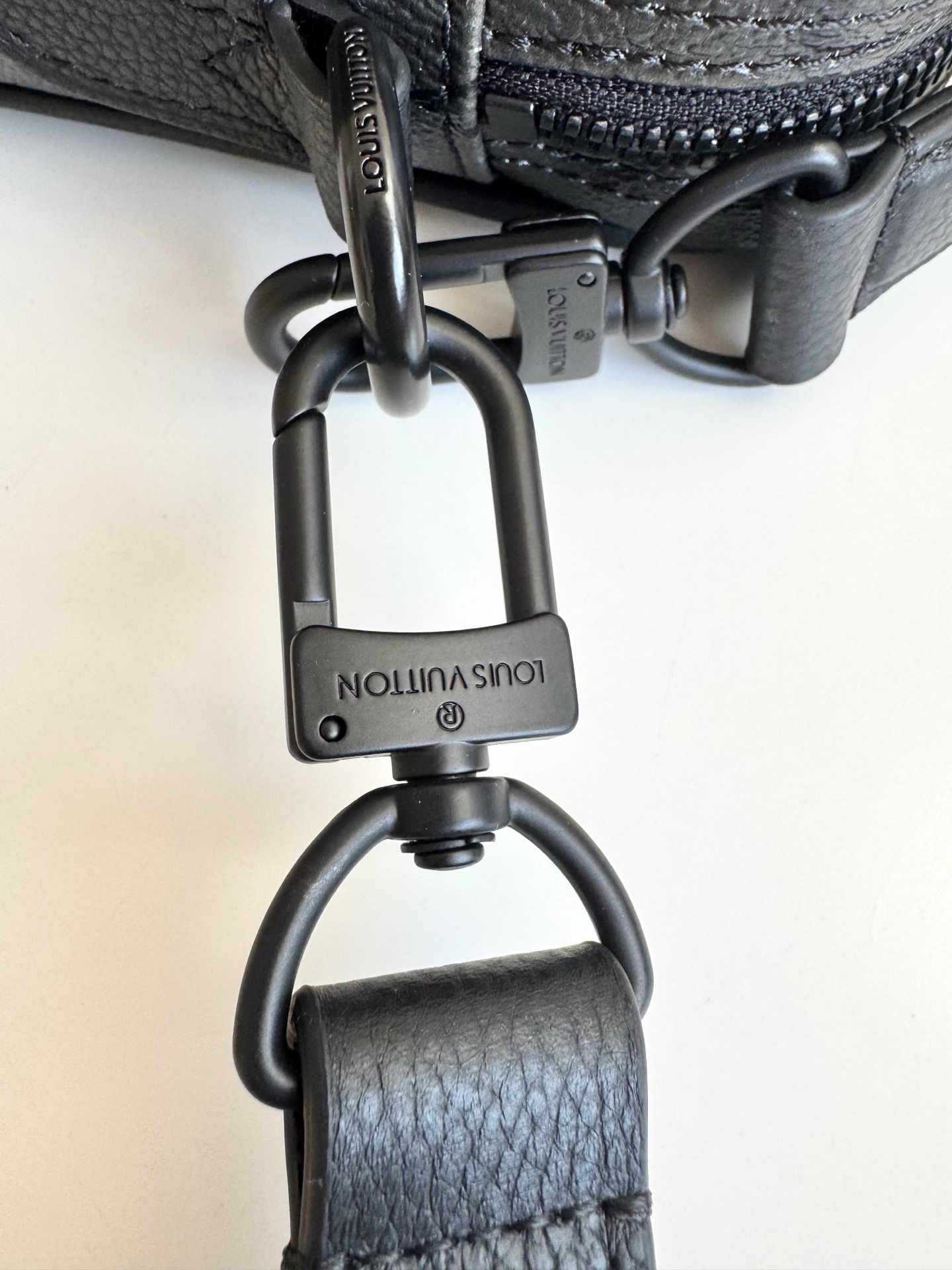 Louis Vuitton Crossbody Bag Canvas 11cm-m-l