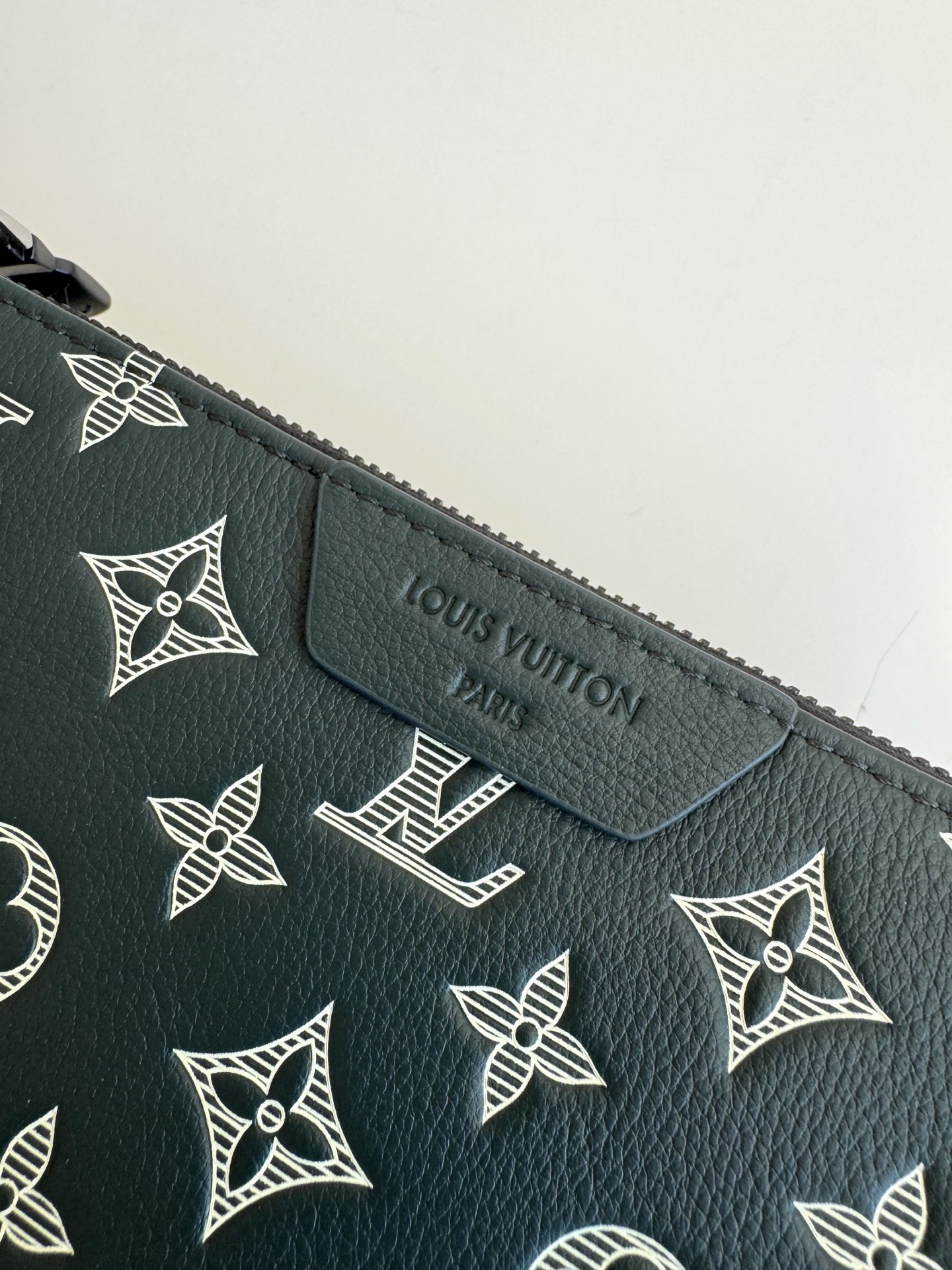 Louis Vuitton Messenger Bag Cow Leather M-s