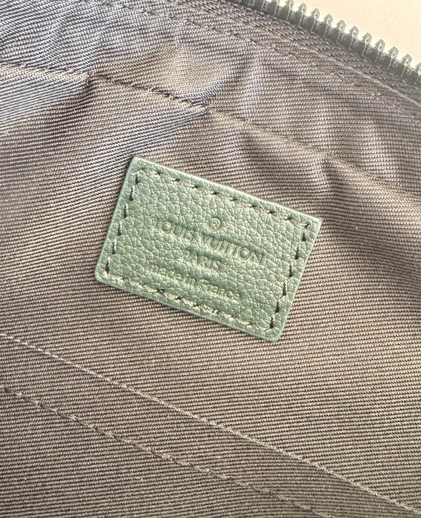 Louis Vuitton Messenger Bag Cow Leather M-s