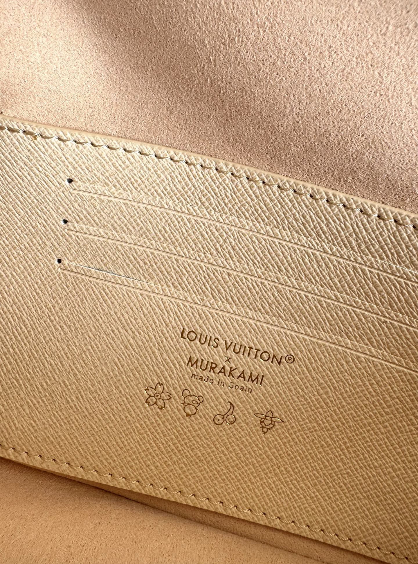 Louis Vuitton Basic Bag Canvas M-l-s