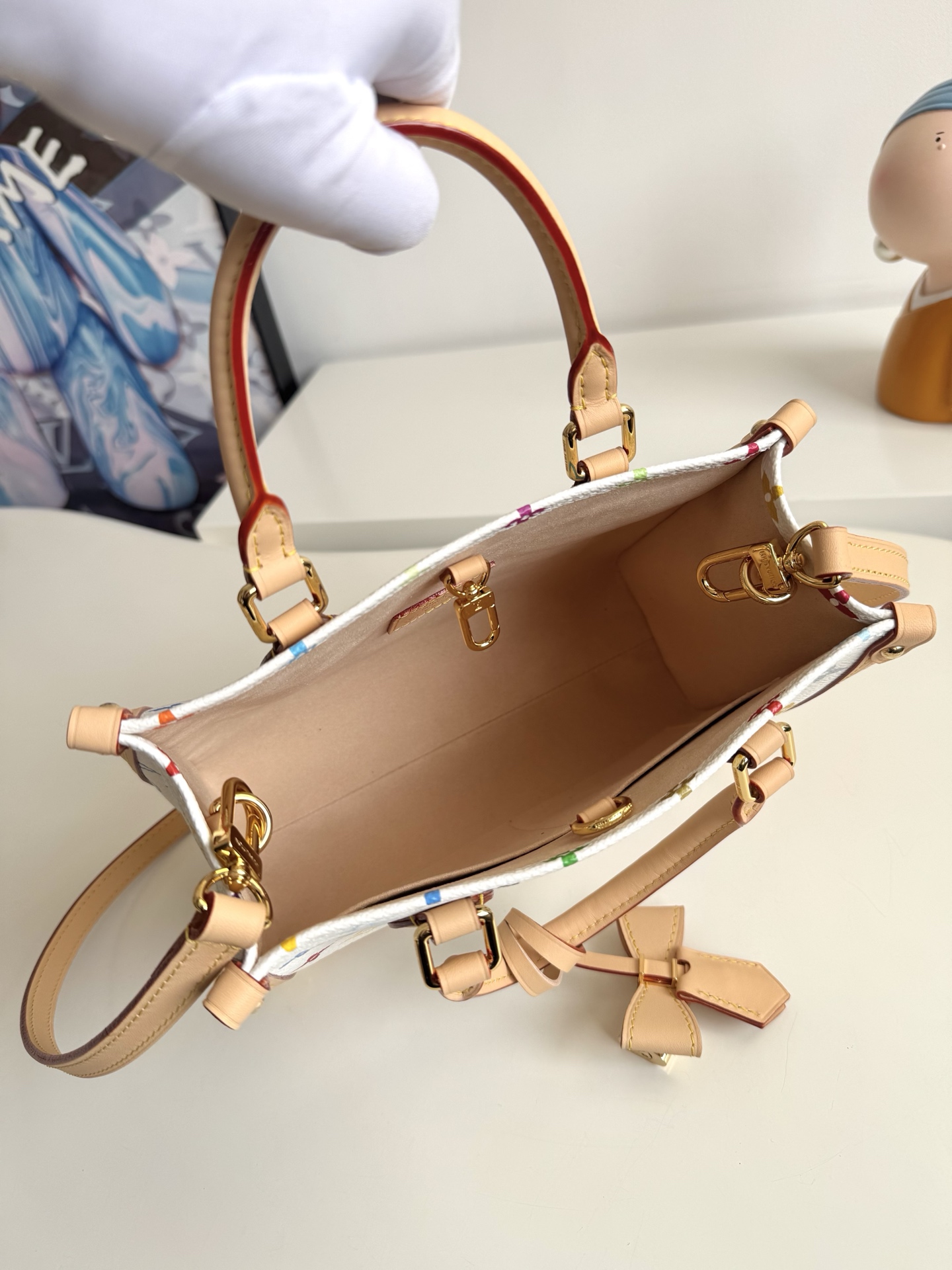 Louis Vuitton Basic Bag Cow Leather M