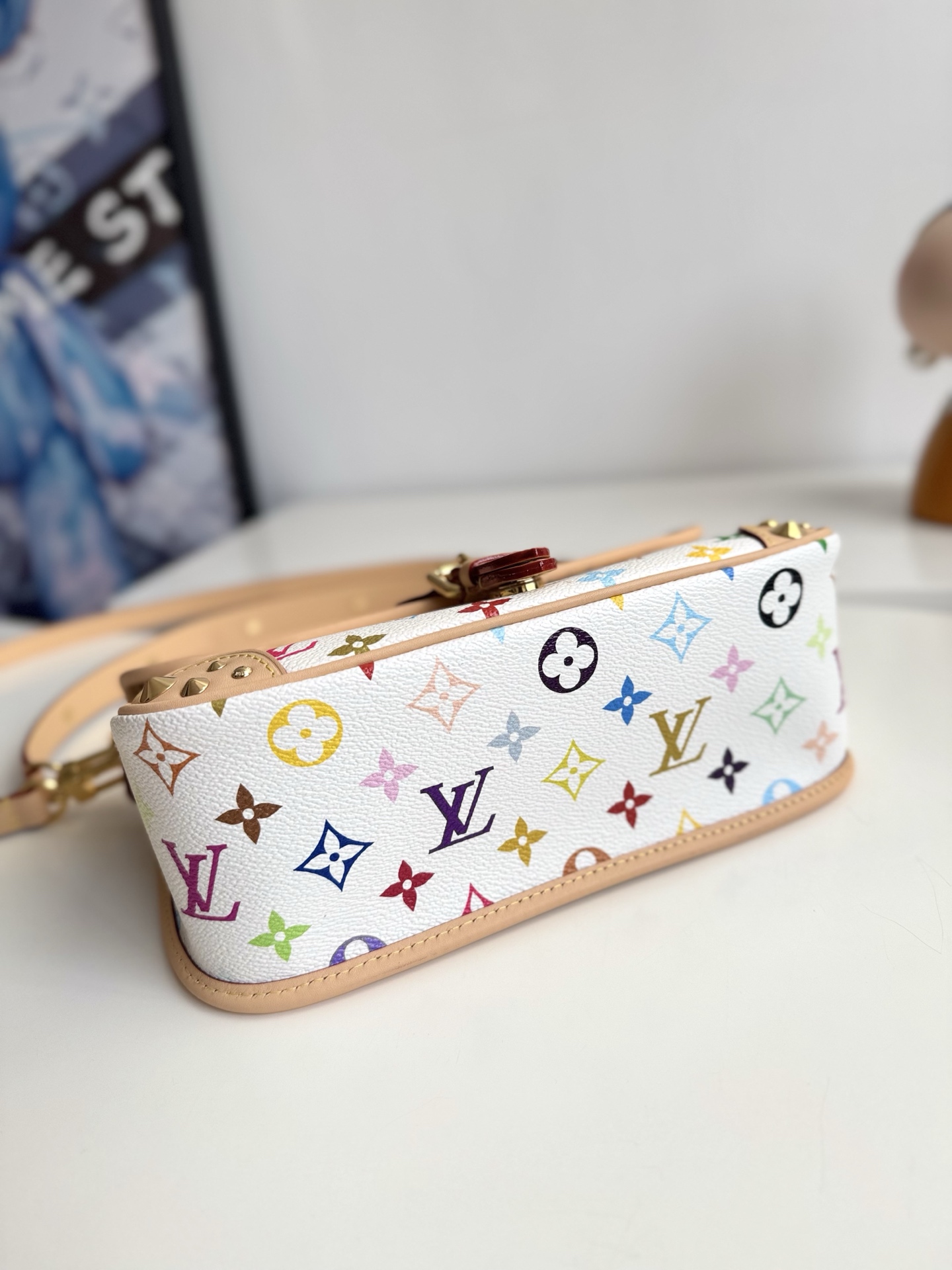 Louis Vuitton Basic Bag Cow Leather M