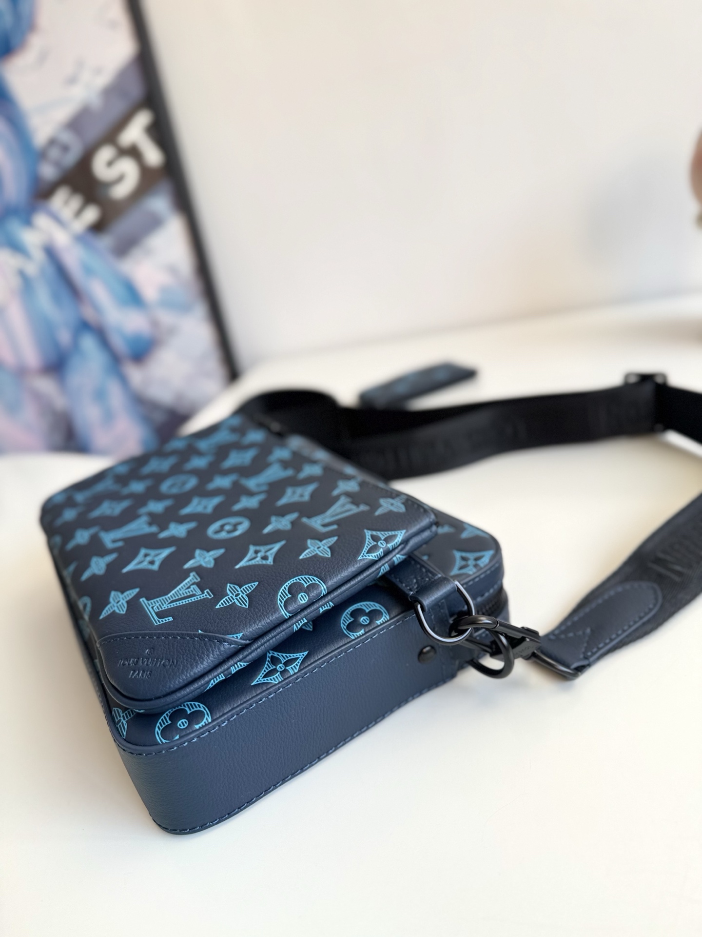 Louis Vuitton Messenger Bag Cow Leather M-s