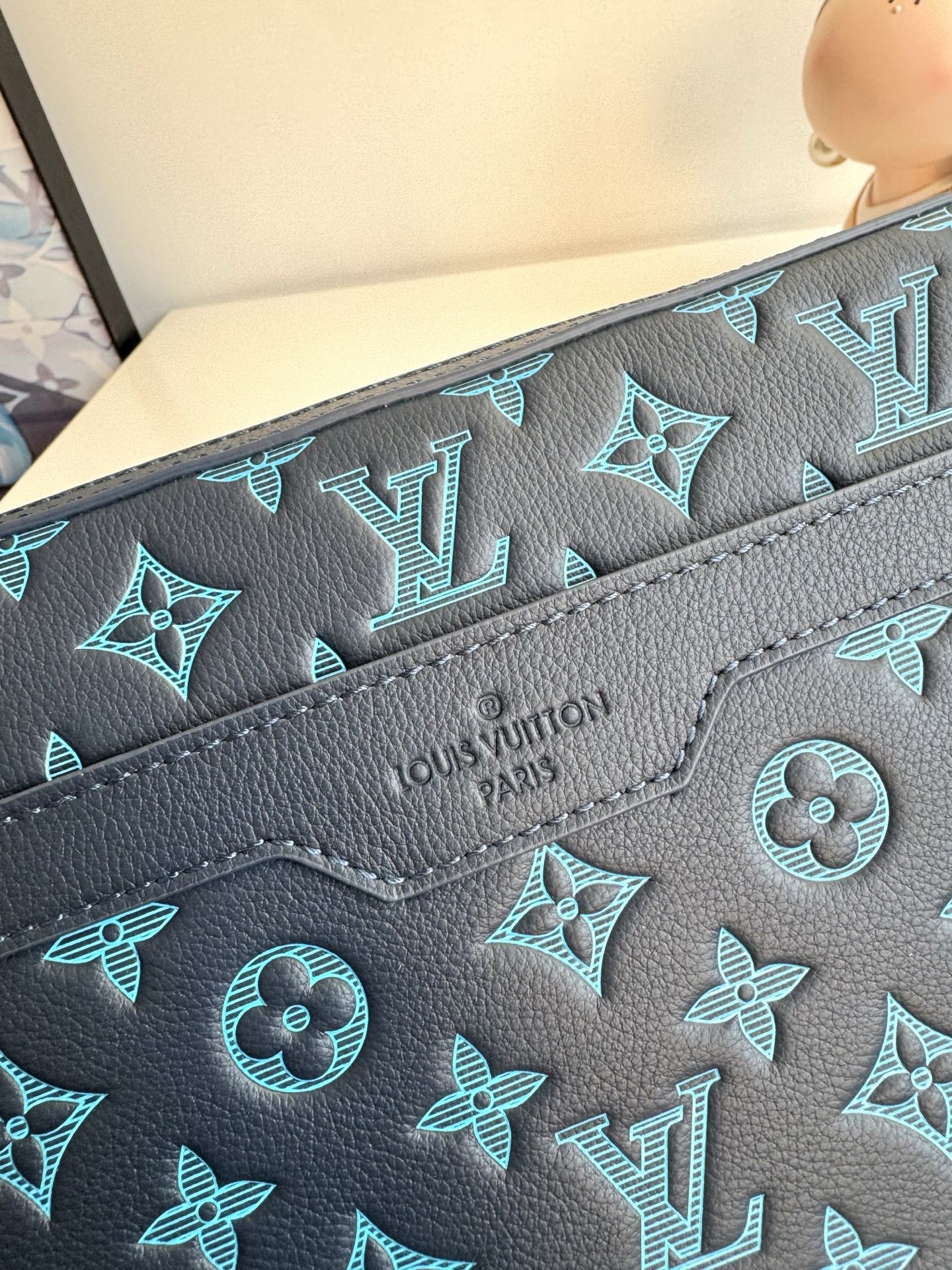 Louis Vuitton Messenger Bag Cow Leather M-s