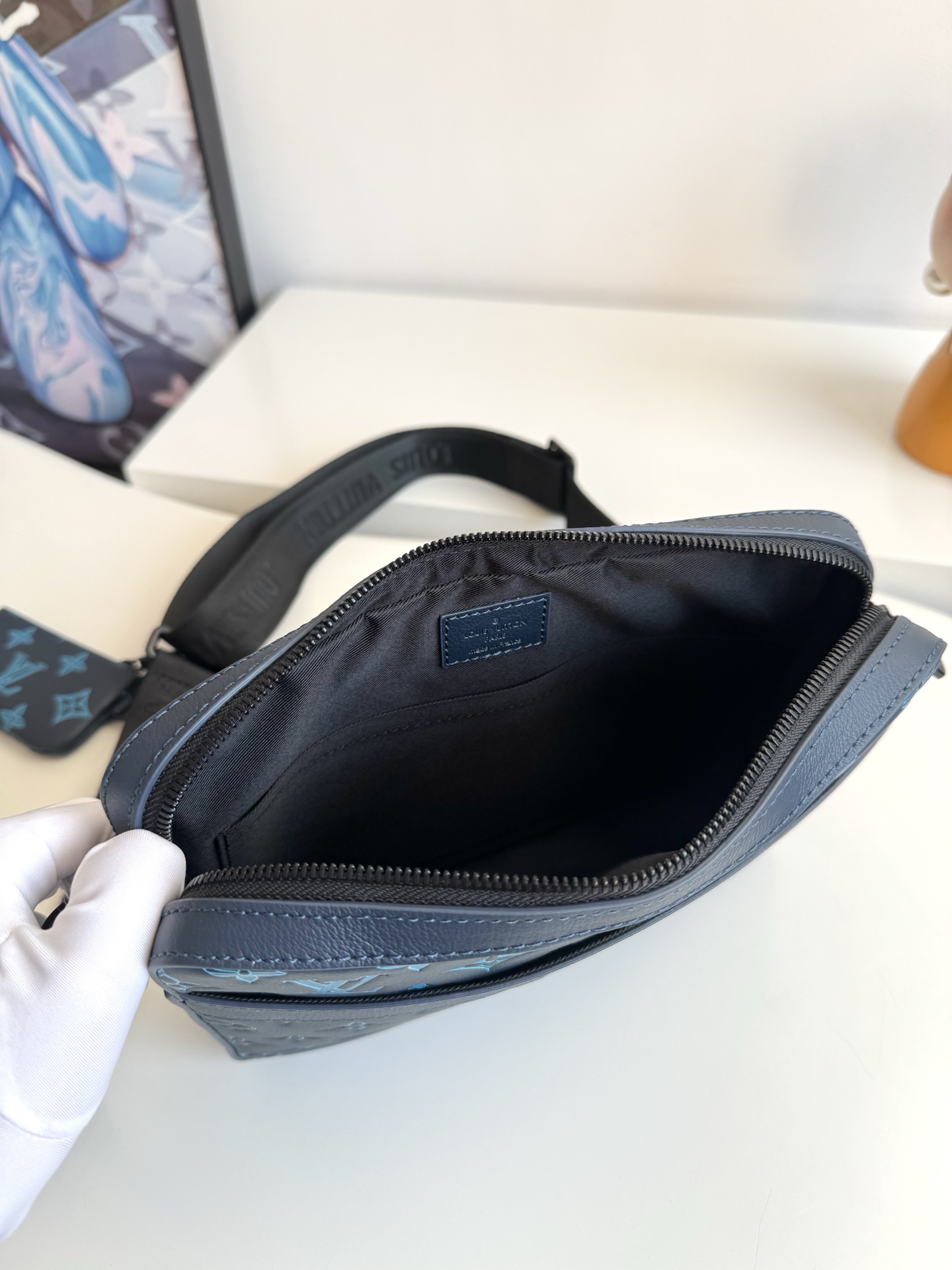 Louis Vuitton Messenger Bag Cow Leather M-s