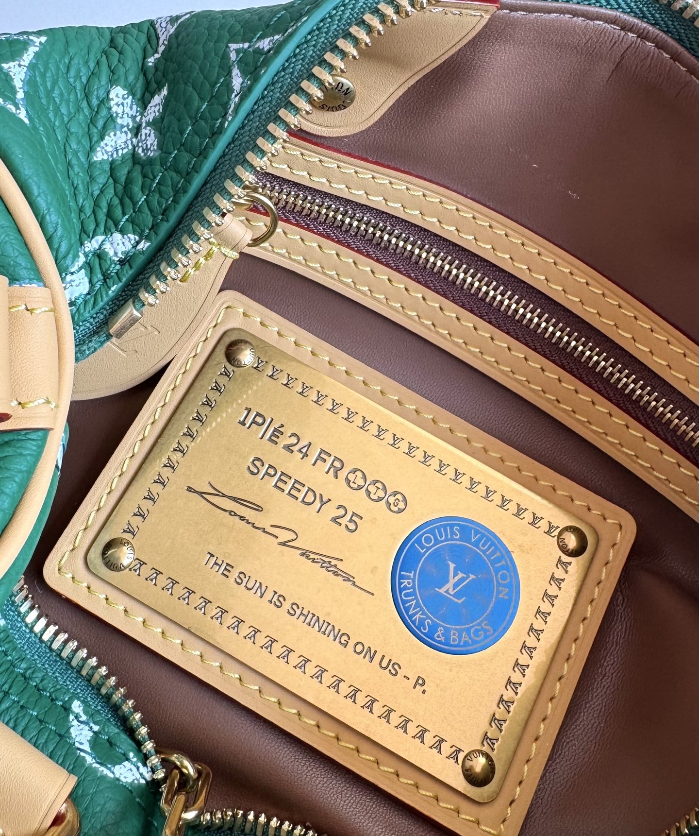 Louis Vuitton Basic Bag Cow Leather 15cm-m-l-s