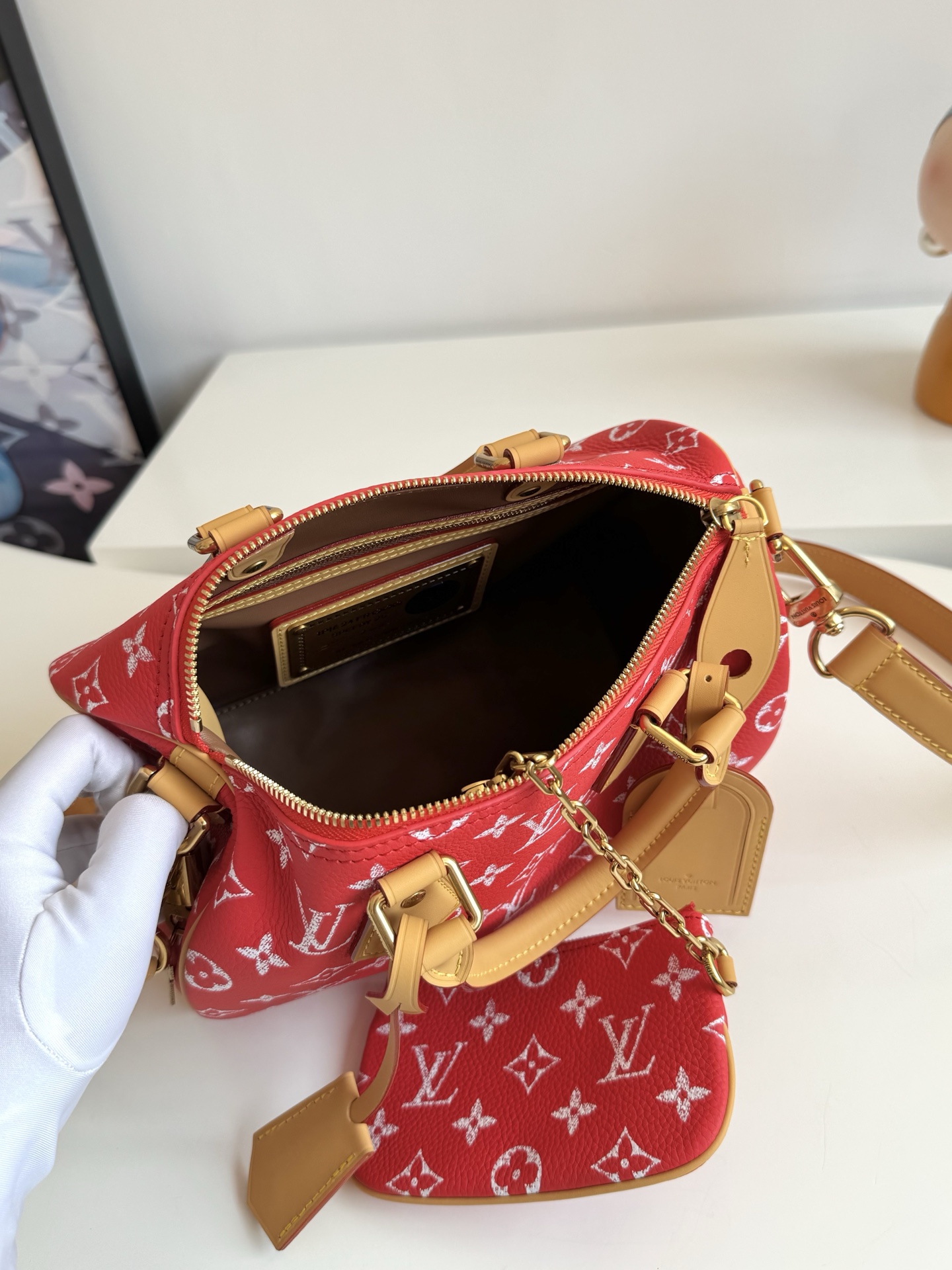 Louis Vuitton Basic Bag Cow Leather 15cm-m-l-s