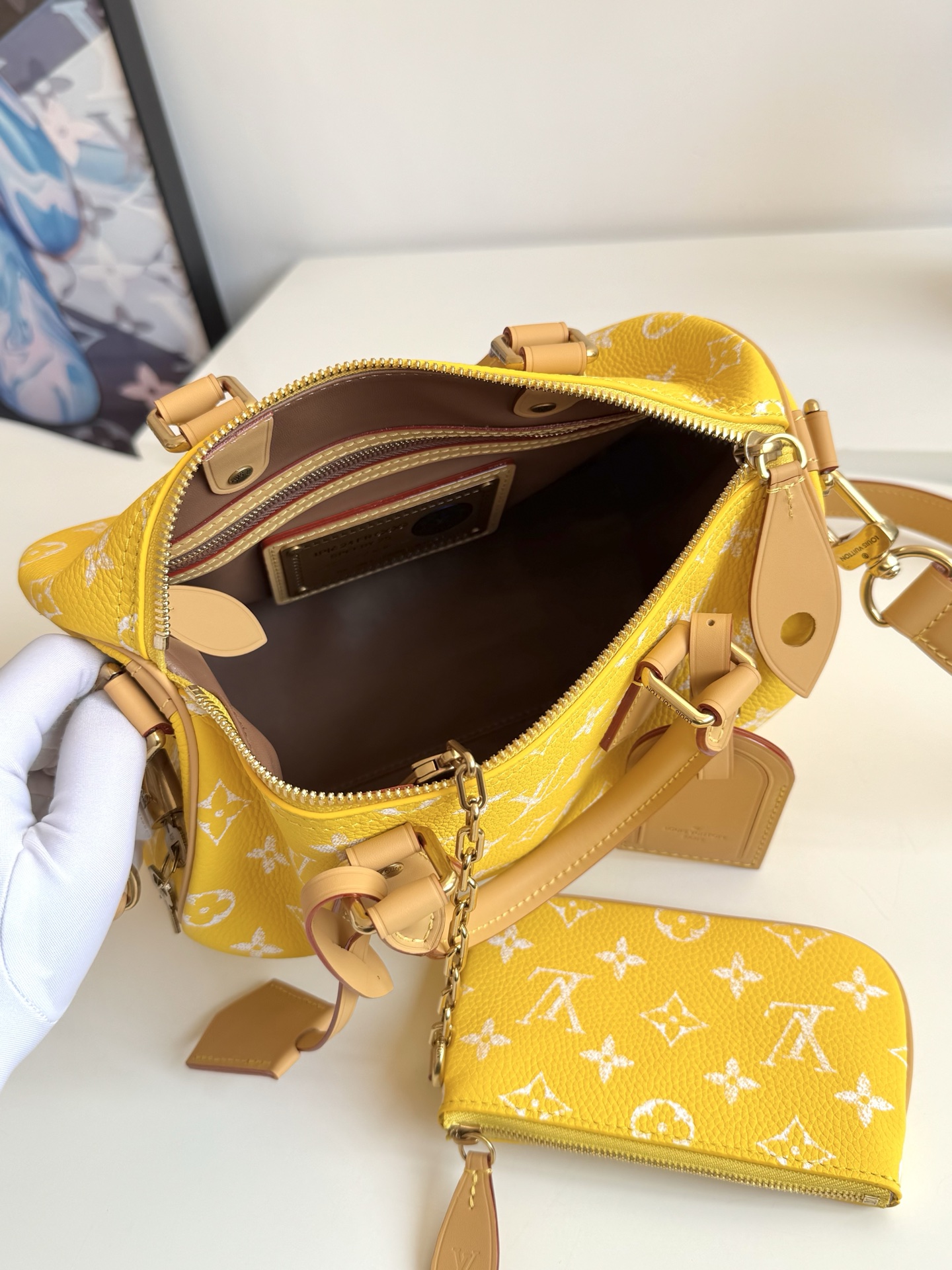 Louis Vuitton Basic Bag Cow Leather 15cm-m-l-s