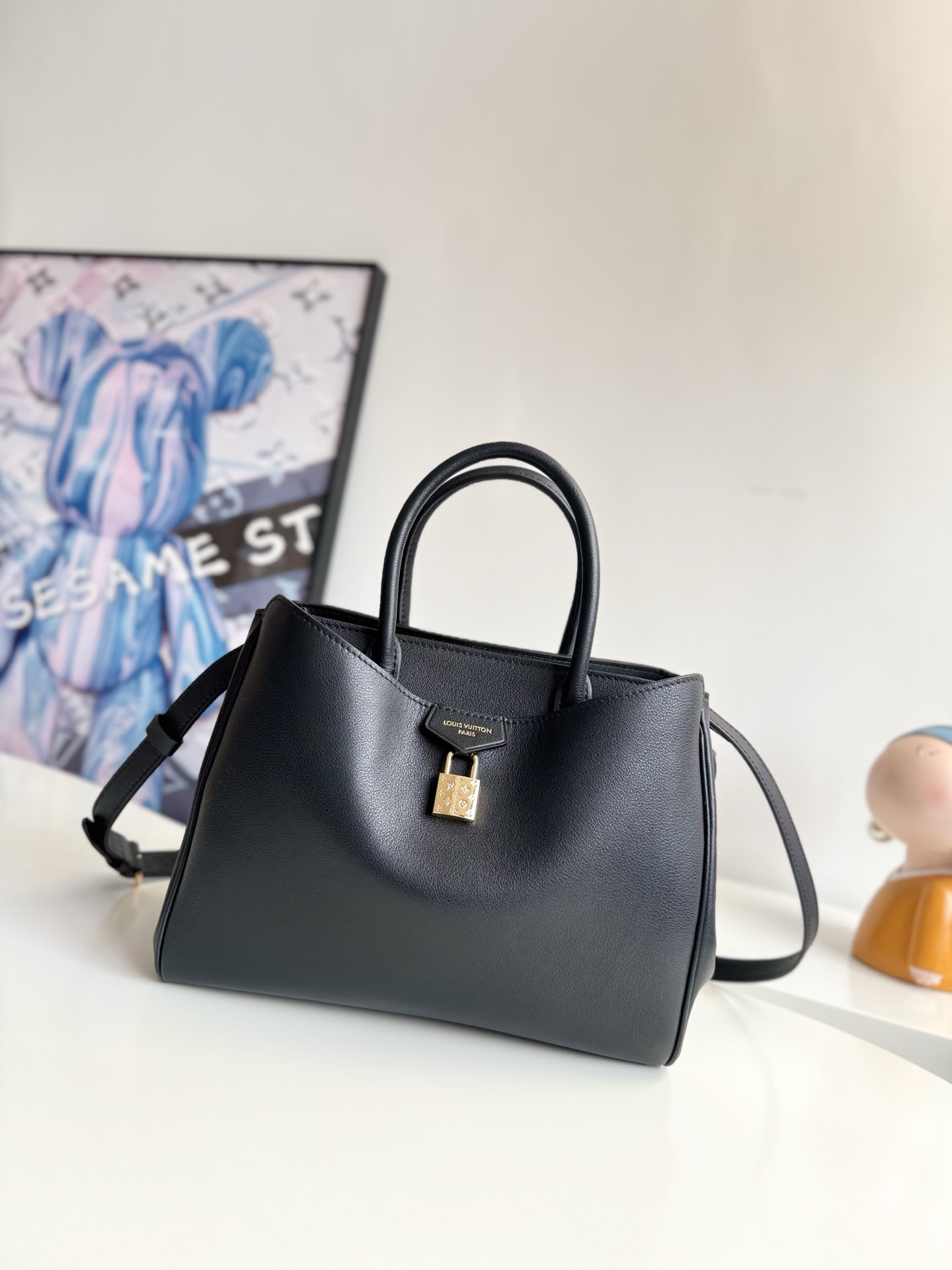 Louis Vuitton Basic Bag Cow Leather M