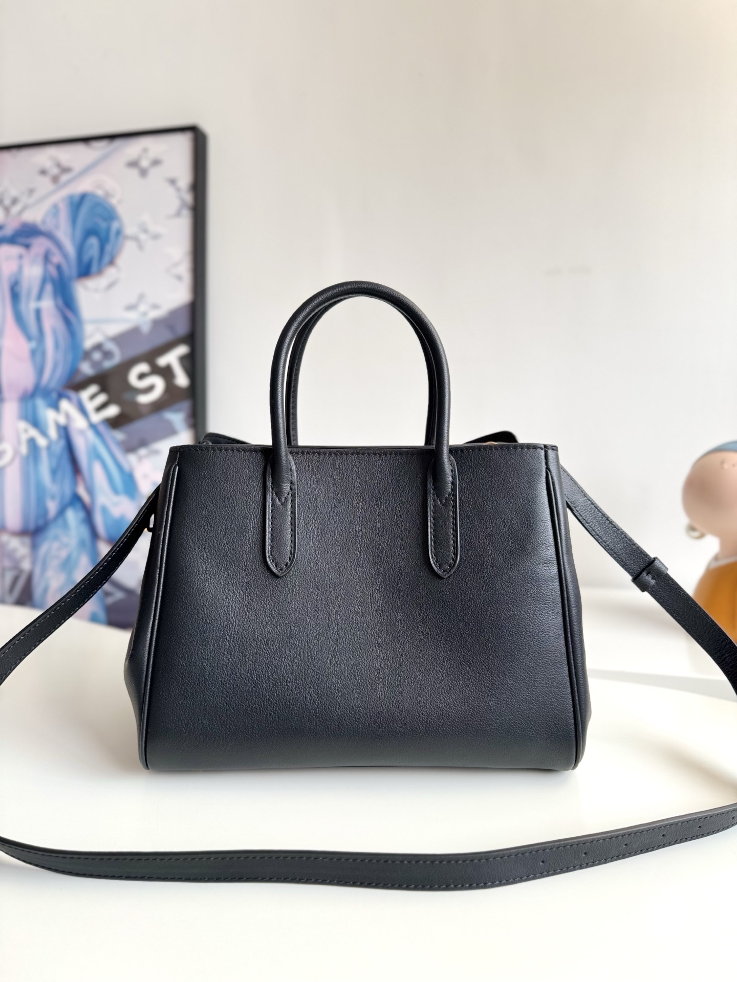 Louis Vuitton Basic Bag Cow Leather M