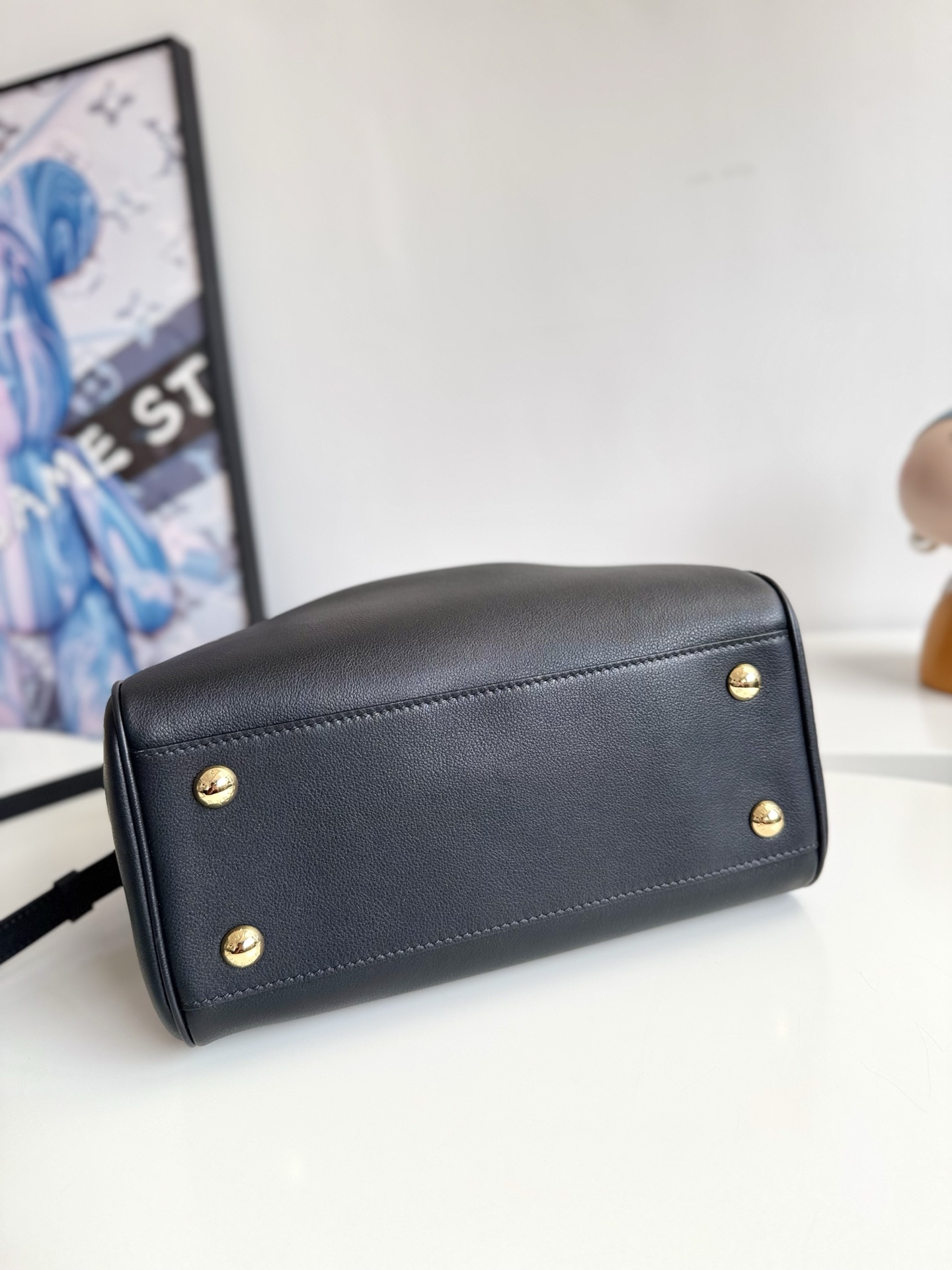 Louis Vuitton Basic Bag Cow Leather M