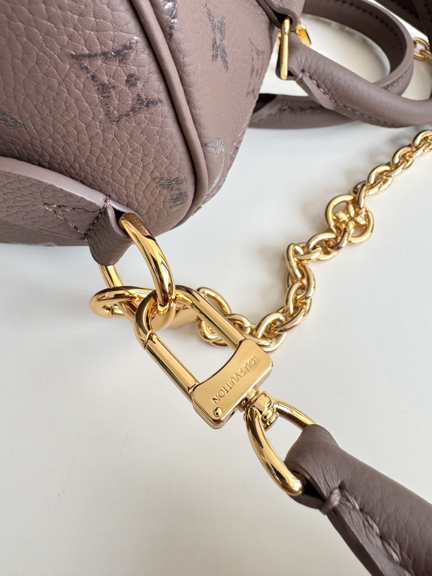 Louis Vuitton Basic Bag Cow Leather 13cm-m-l-s