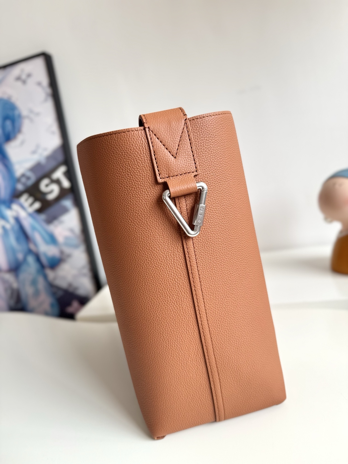 Louis Vuitton Basic Bag Cow Leather M-l-s