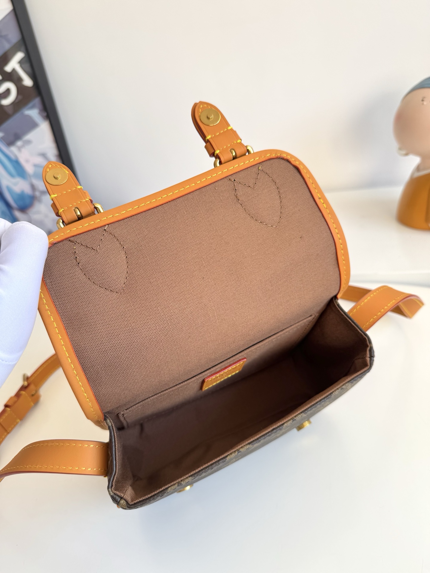 Louis Vuitton Messenger Bag Canvas M-l-s