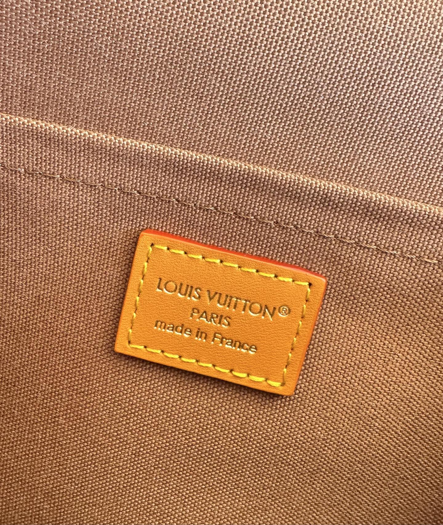 Louis Vuitton Messenger Bag Canvas M-l-s