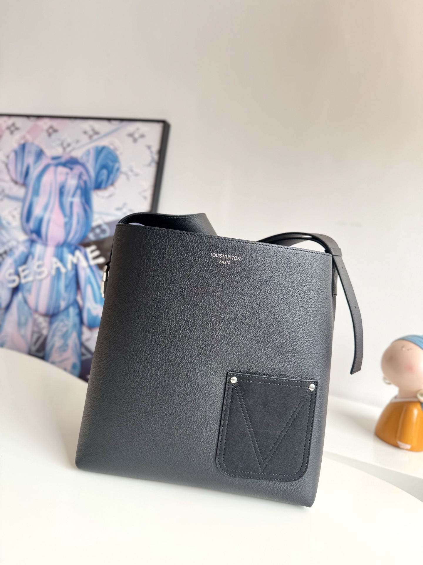 Louis Vuitton Basic Bag Cow Leather M-l-s