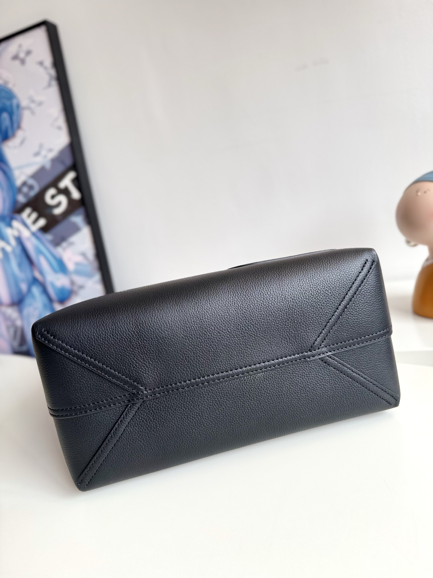 Louis Vuitton Basic Bag Cow Leather M-l-s