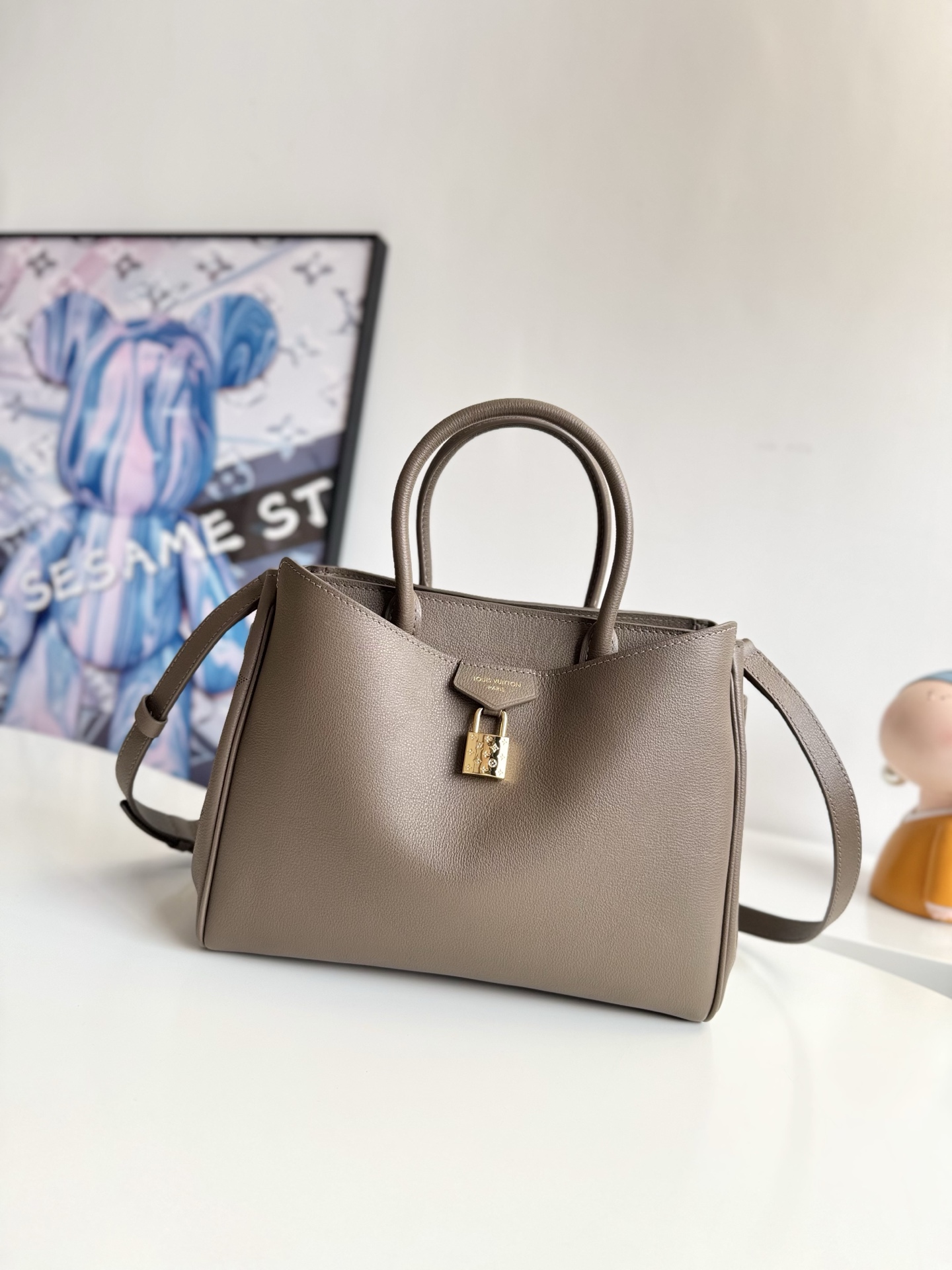 Louis Vuitton Basic Bag Cow Leather M