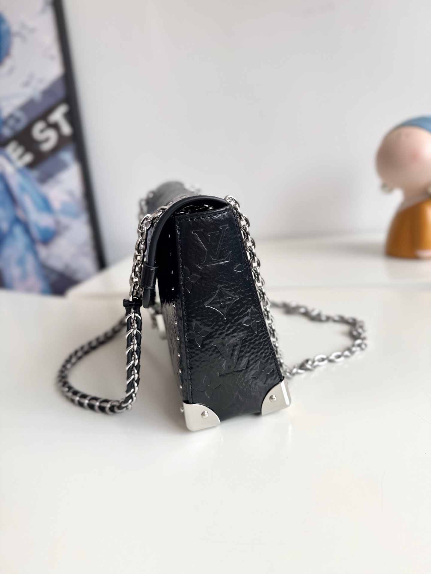 Louis Vuitton Basic Bag M-l-s