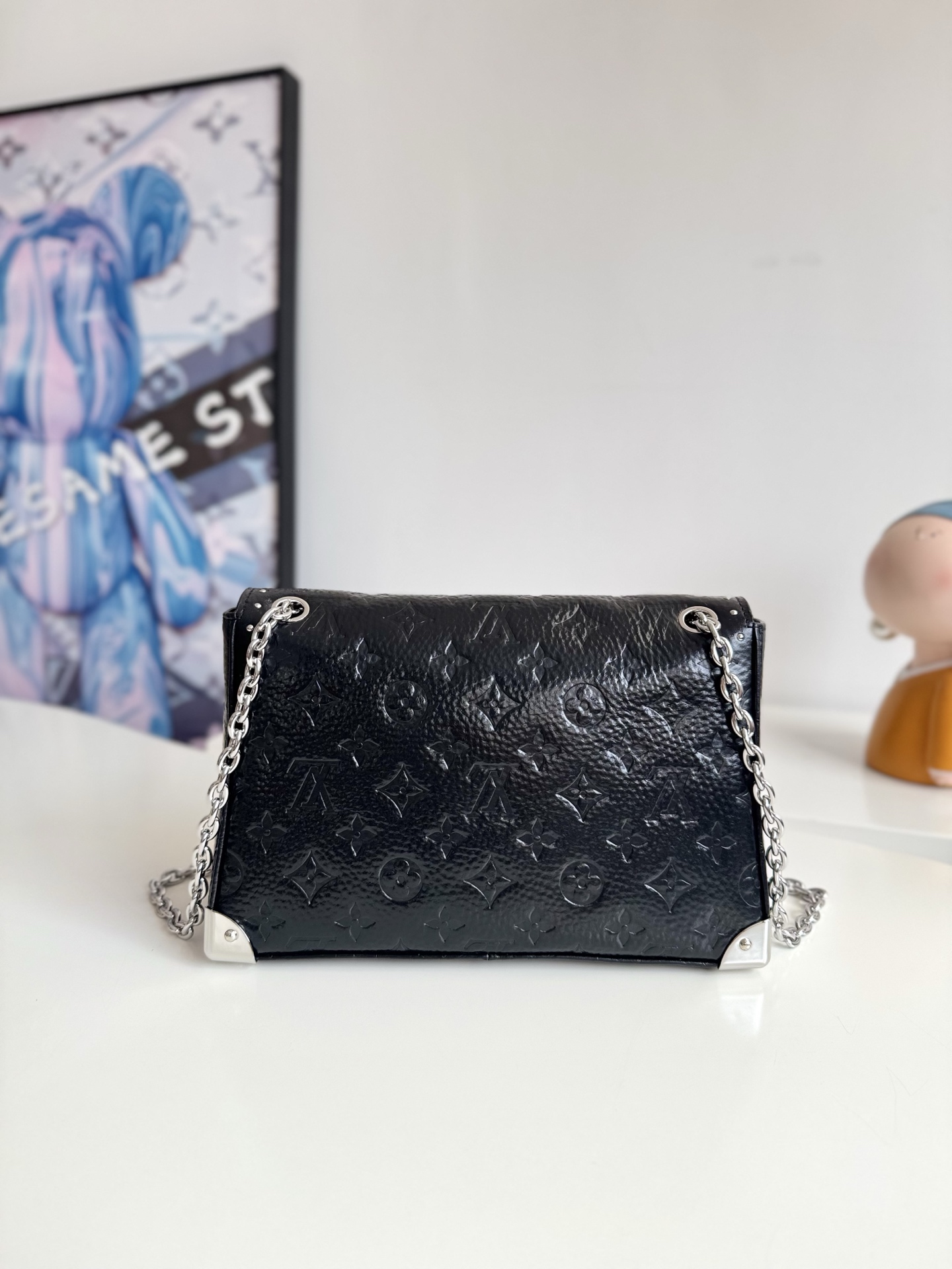 Louis Vuitton Basic Bag M-l-s