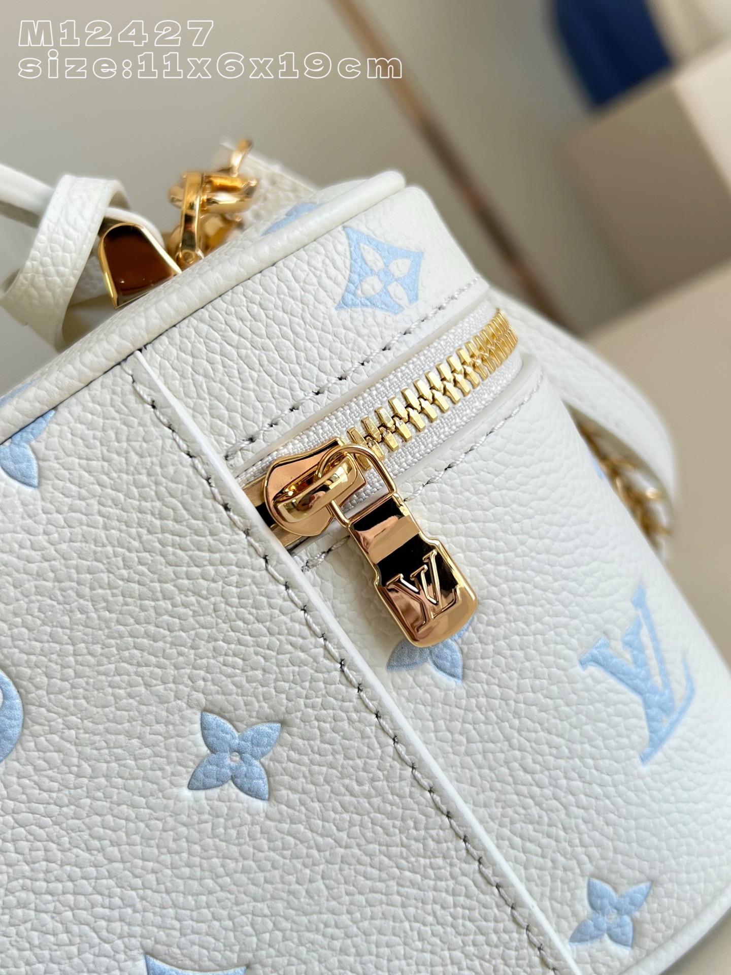 Louis Vuitton Basic Bag M-l