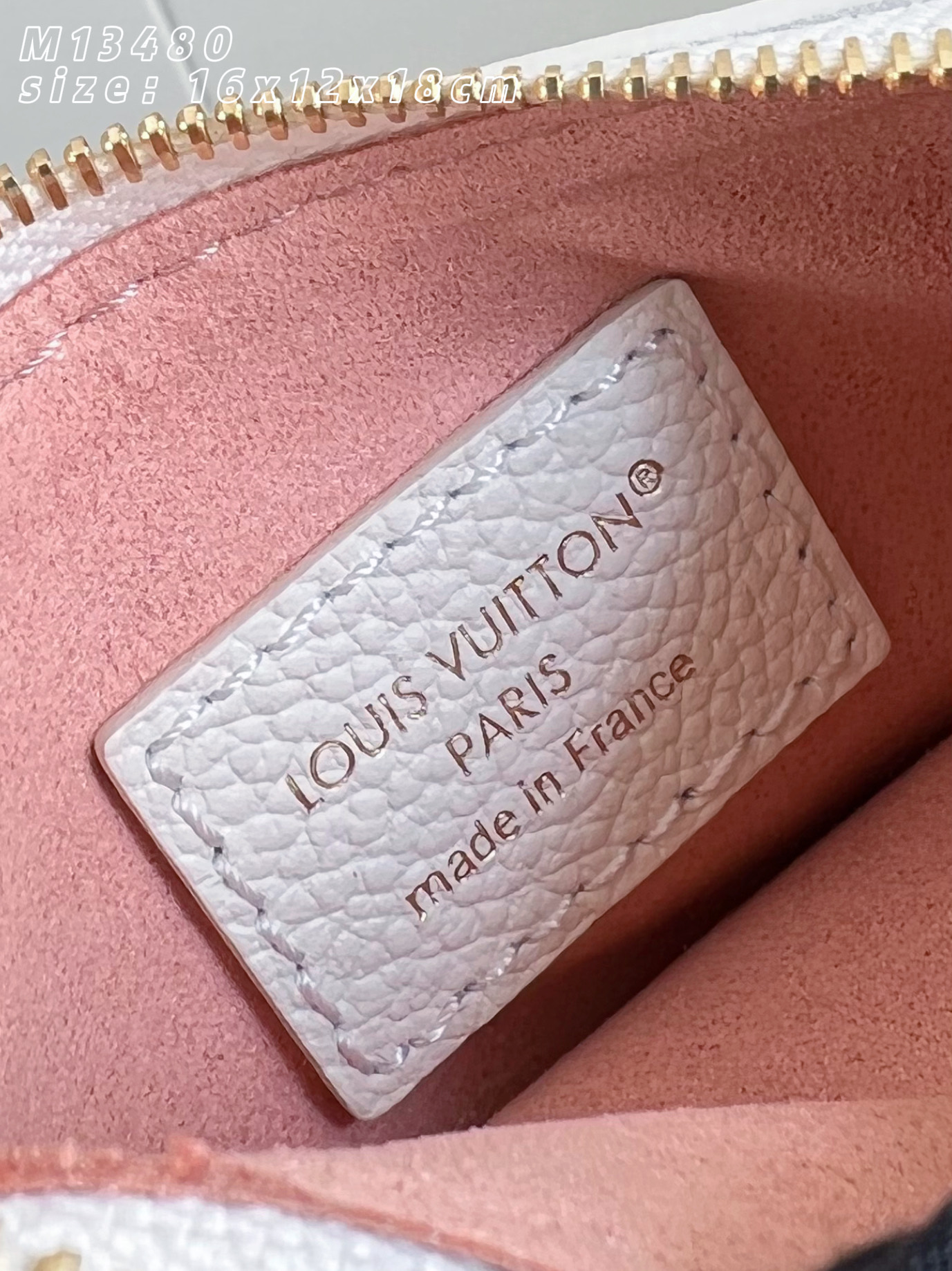 Louis Vuitton Basic Bag M-l