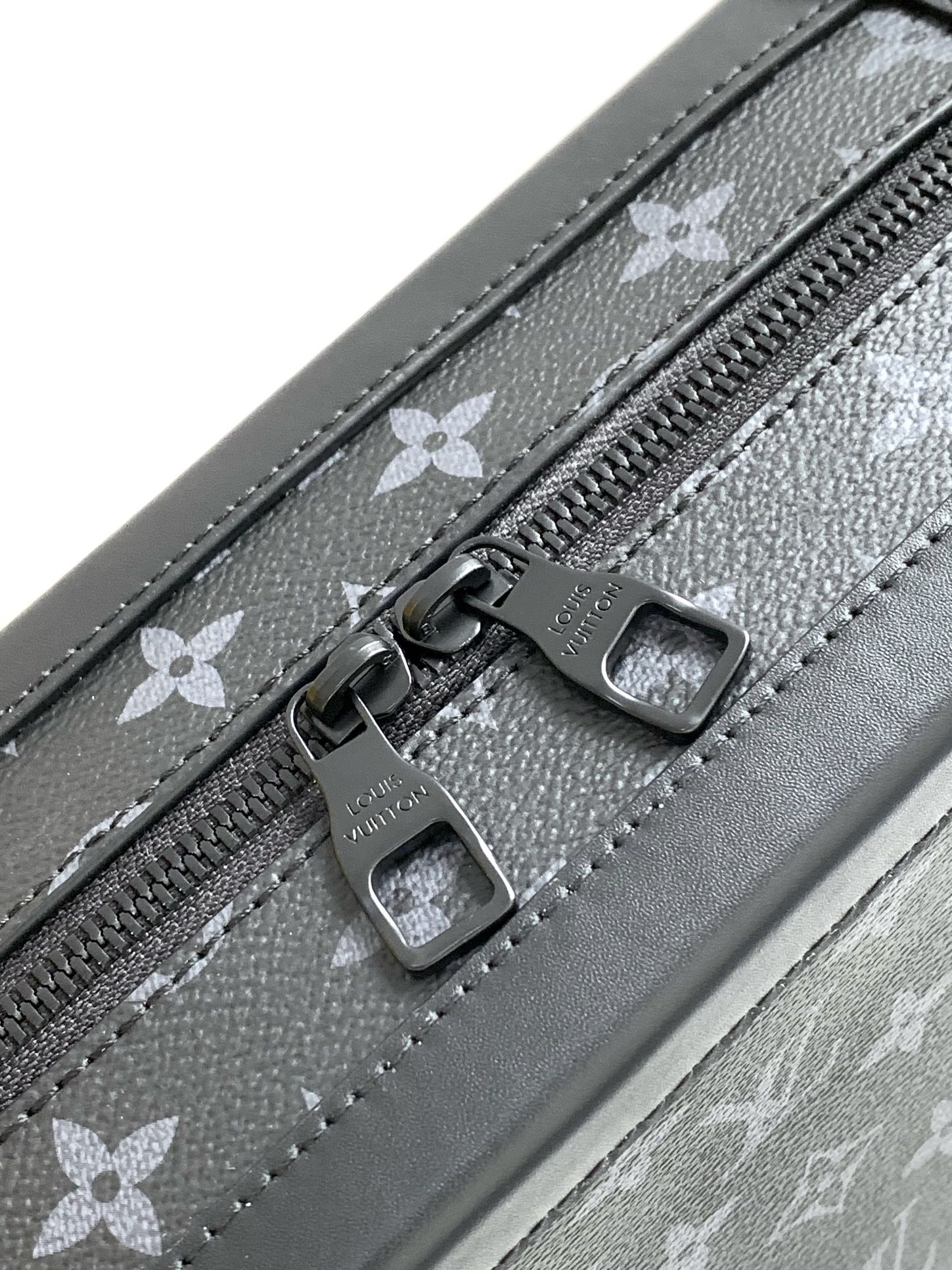 Louis Vuitton Messenger Bag M-l-s