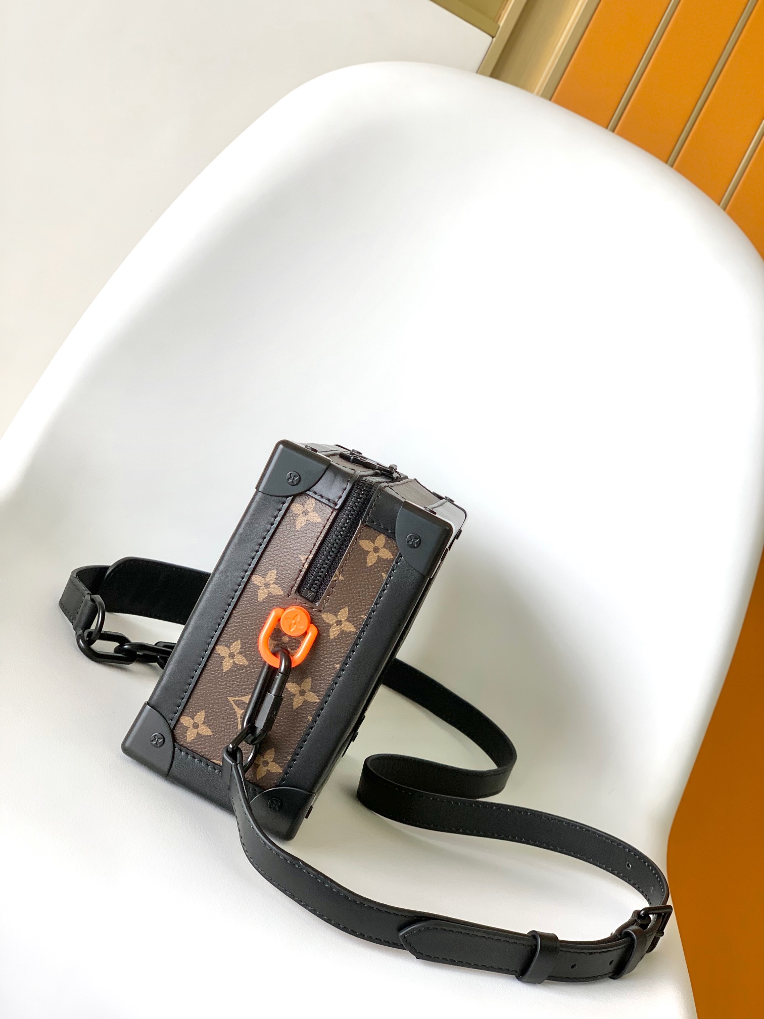 Louis Vuitton Messenger Bag M-l-s