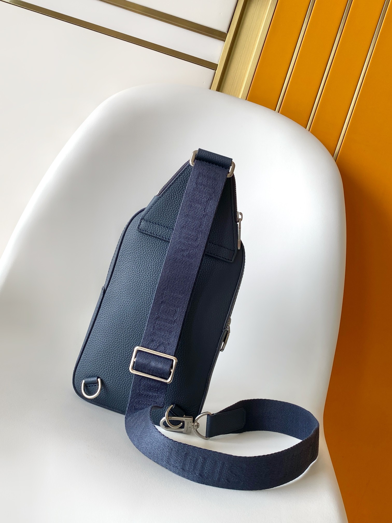 Louis Vuitton Basic Bag Cow Leather Black M-l-s