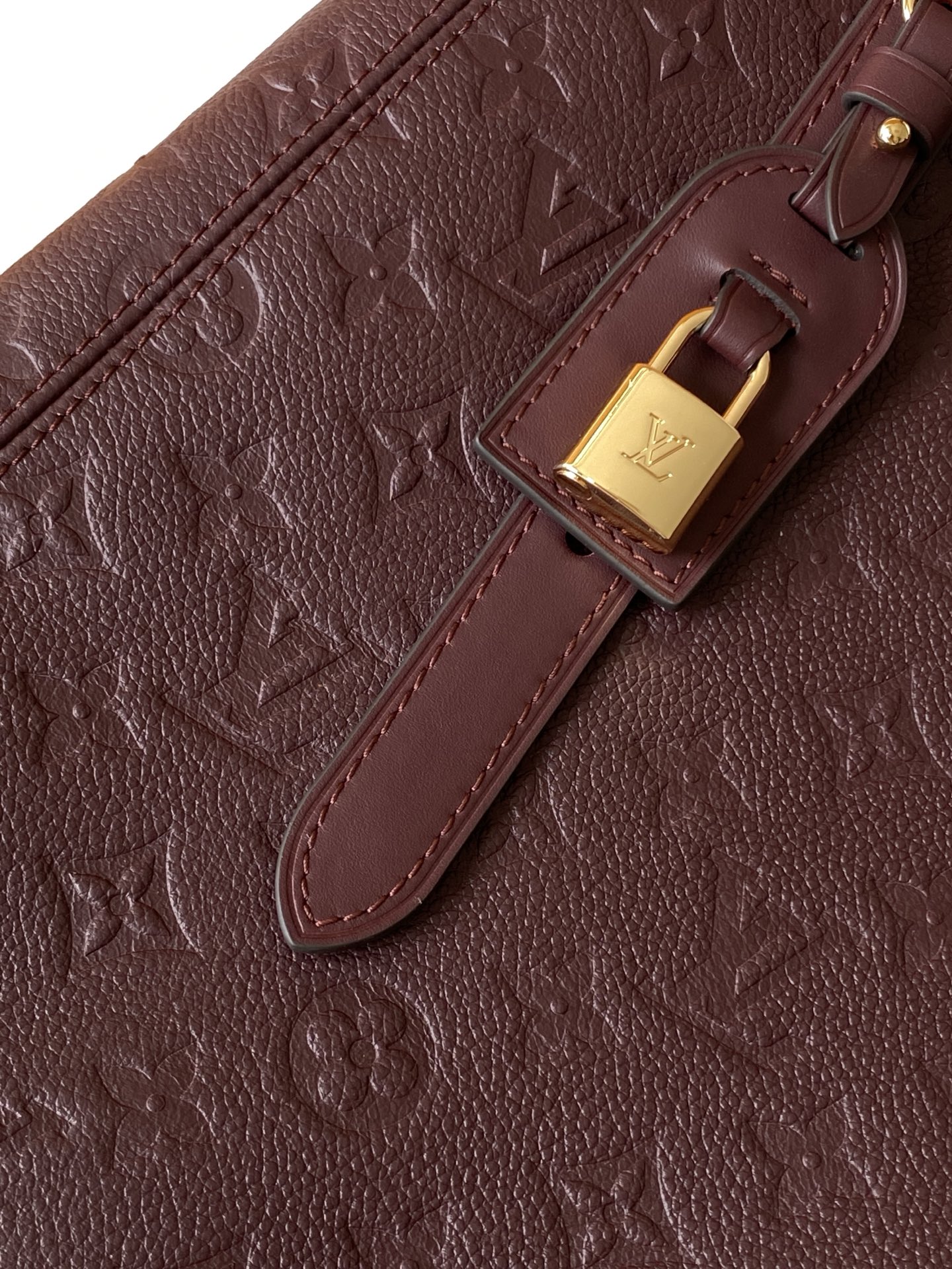 Louis Vuitton Tote Bag Black M-l