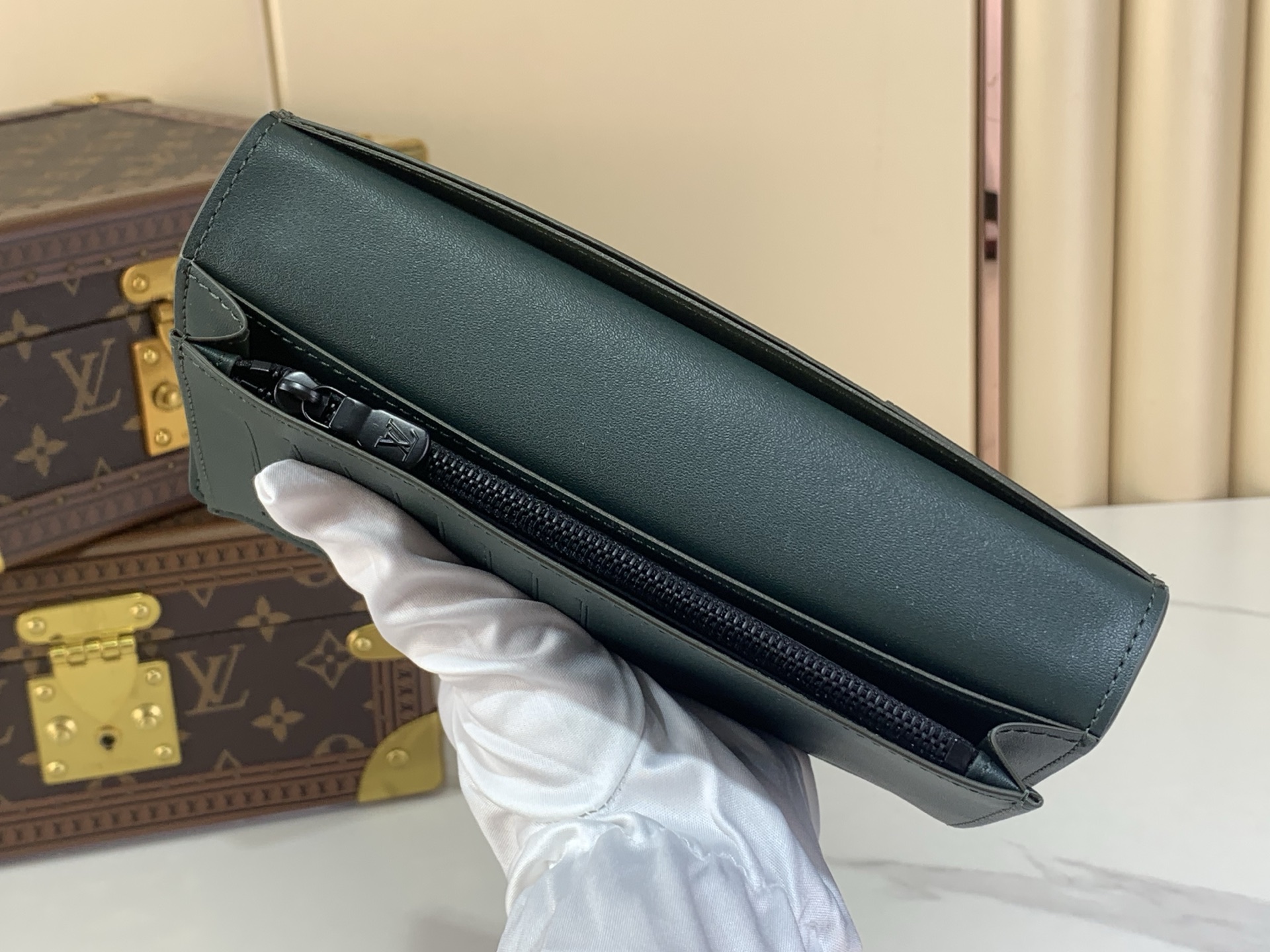 Louis Vuitton Basic Bag Canvas Blue M-l-s